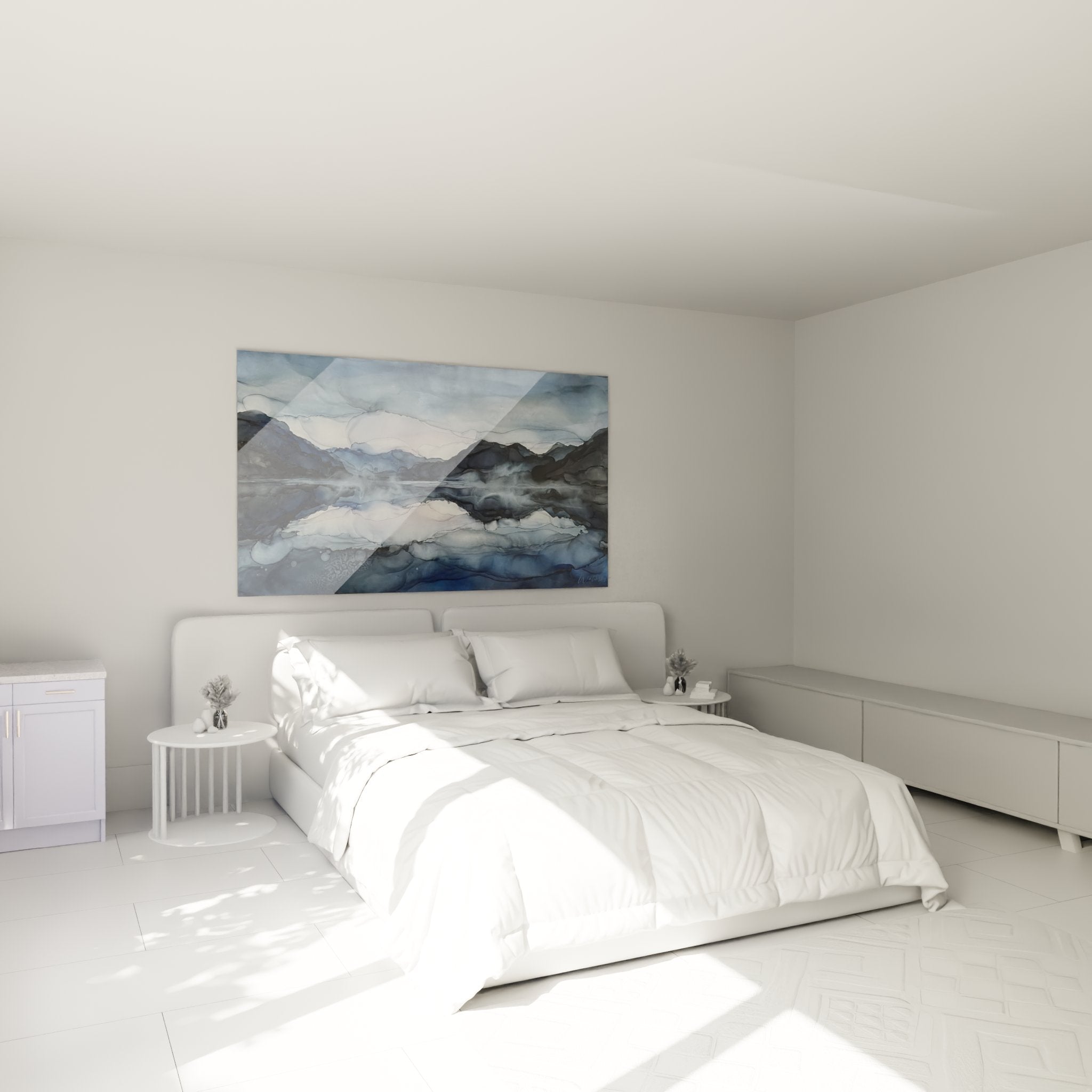 Quadro montagna astratta in camera con atmosfera zen, tonalità blu e riflessi acquatici, decorazione rilassante