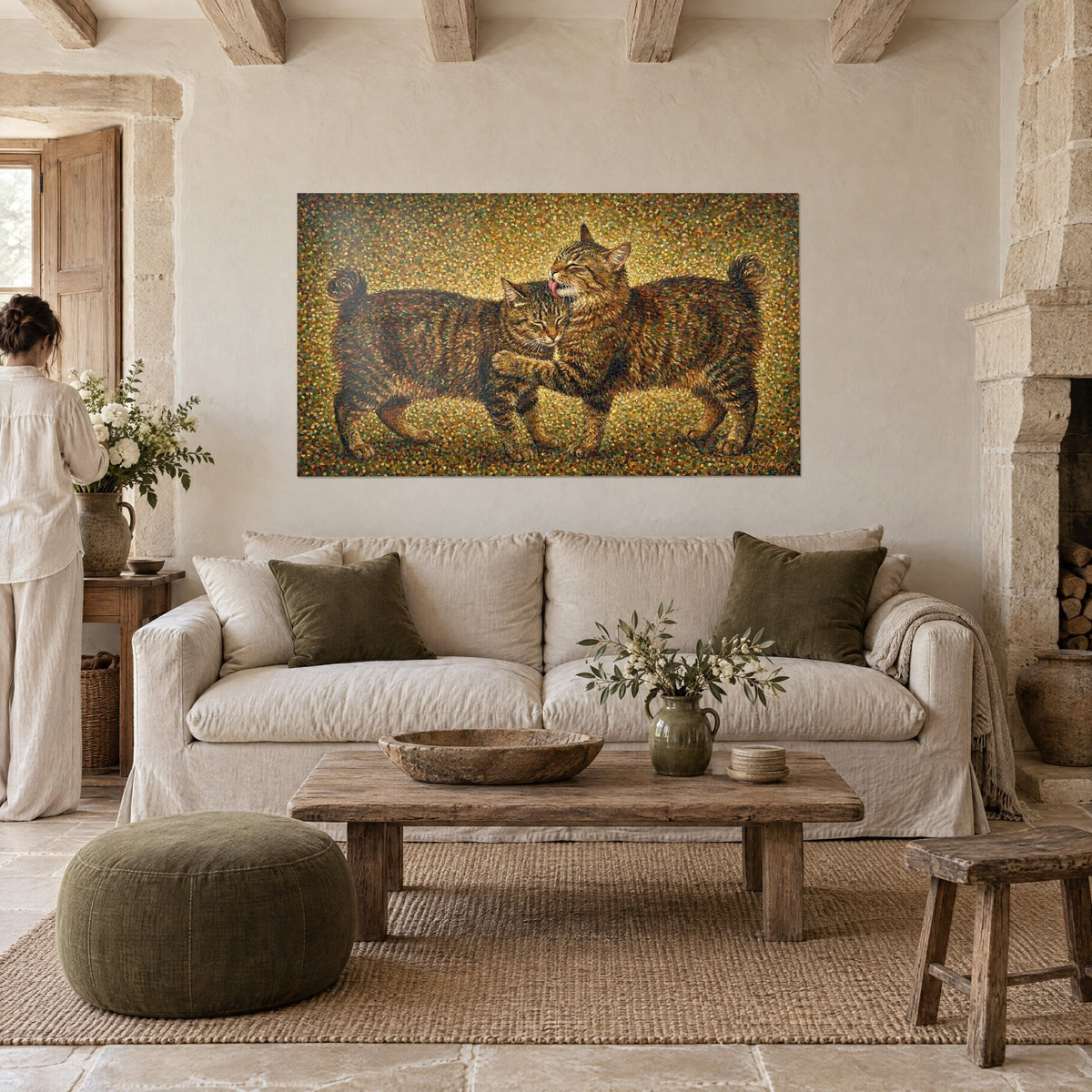 Tableau chats American Bobtail en pointillisme, pelage rayé brun et or, au-dessus d'un canapé dans un salon lumineux
