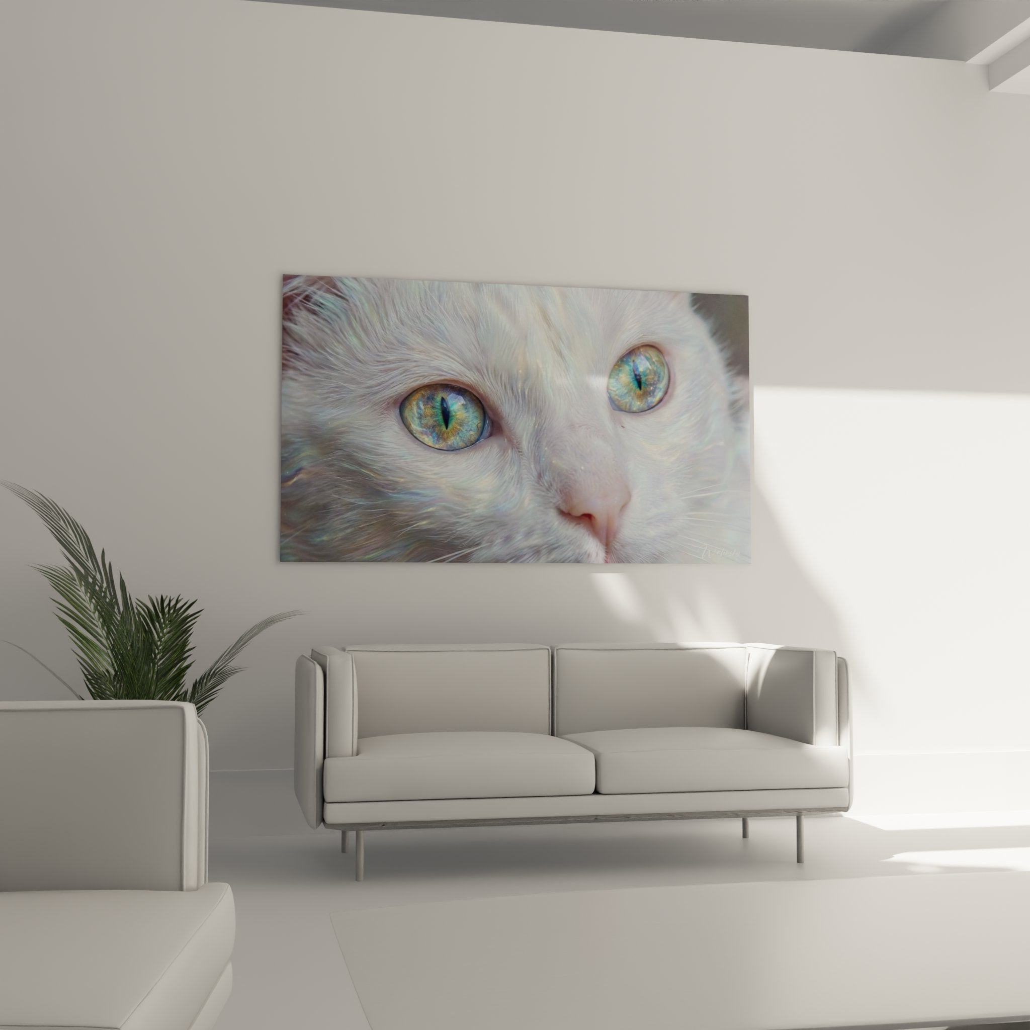 Primo piano degli occhi opalescenti multicolori di un gatto Khao Manee bianco, dettaglio della texture del mantello madreperlaceo