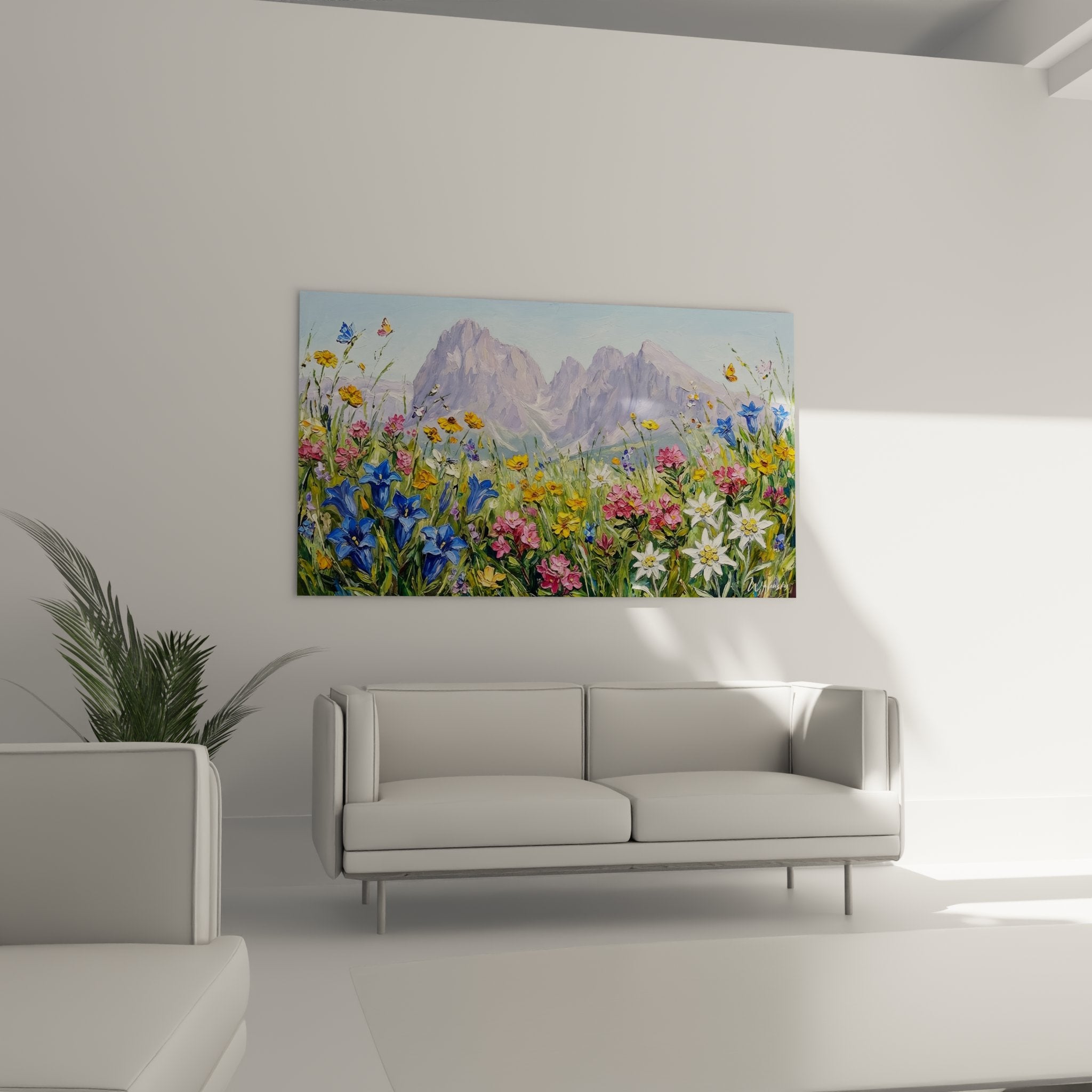 Dettaglio dei fiori alpini colorati del quadro: genzianelle blu, stelle alpine bianche, ranuncoli gialli