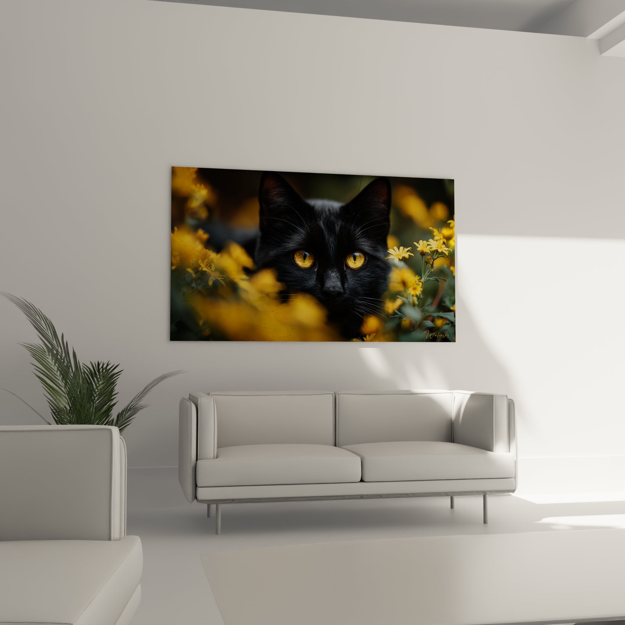 Primo piano degli occhi ambrati espressivi del gatto Bombay circondato da piccoli fiori dorati