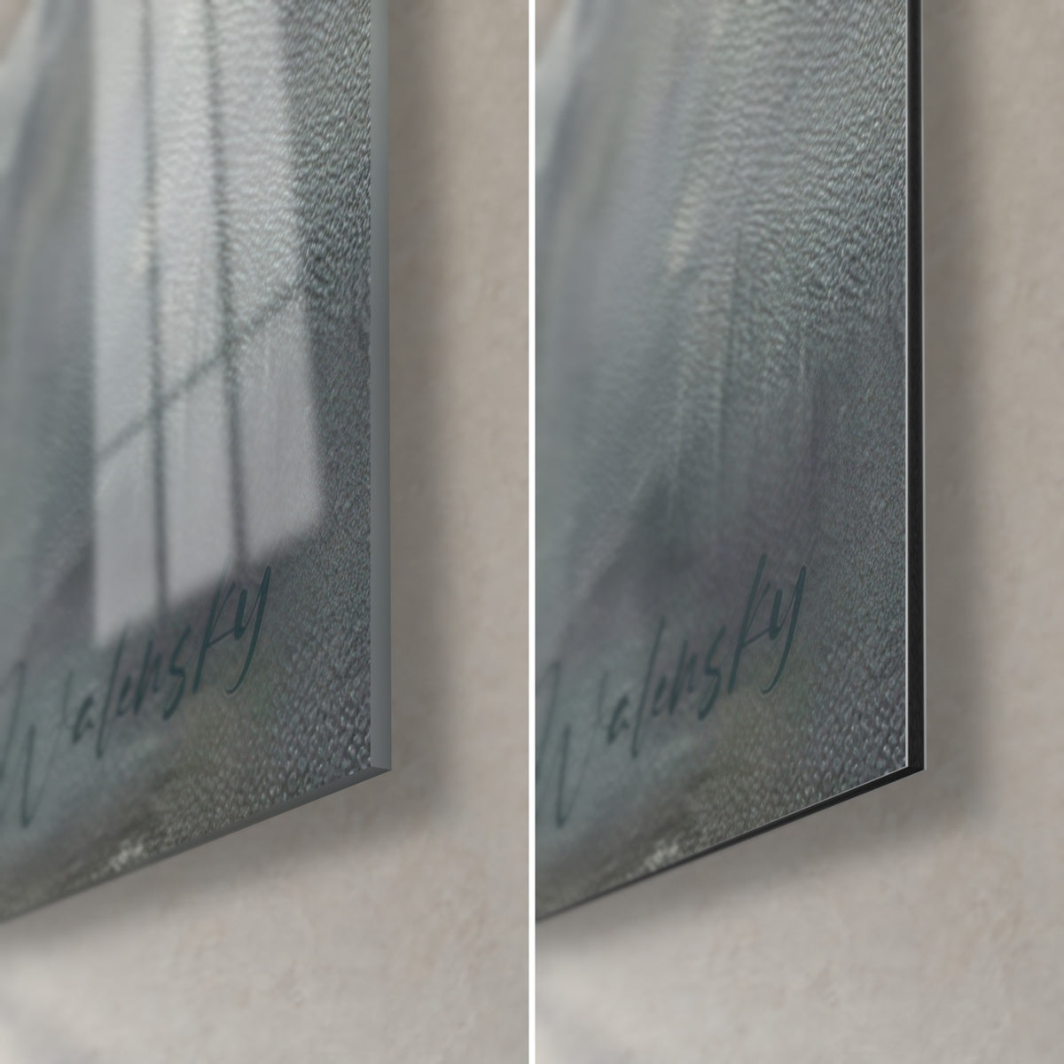Cuadro de un duelista al óleo, esquina inferior derecha: cristal acrílico brillante que refleja una ventana, aluminio Dibond mate gris, borde negro de 3 mm