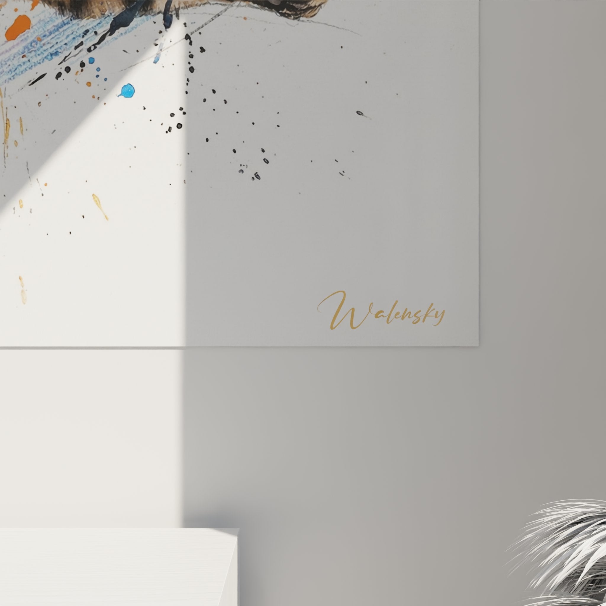 Vue d'ensemble du tableau mural chat Bengal bondissant dans un interieur design moderne