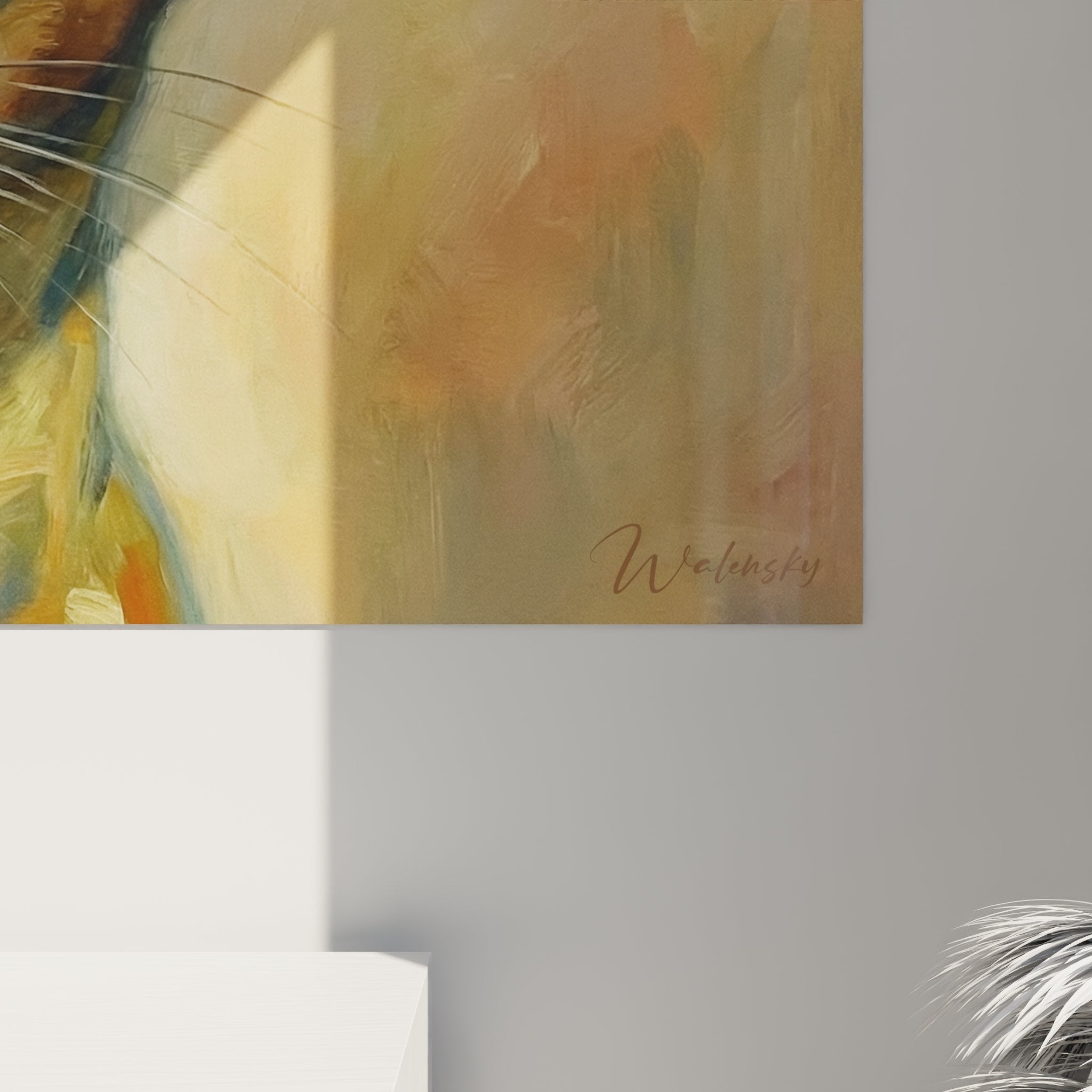 Panoramica del quadro gatto Oriental Shorthair in soggiorno contemporaneo, opera d'arte murale decorativa felina