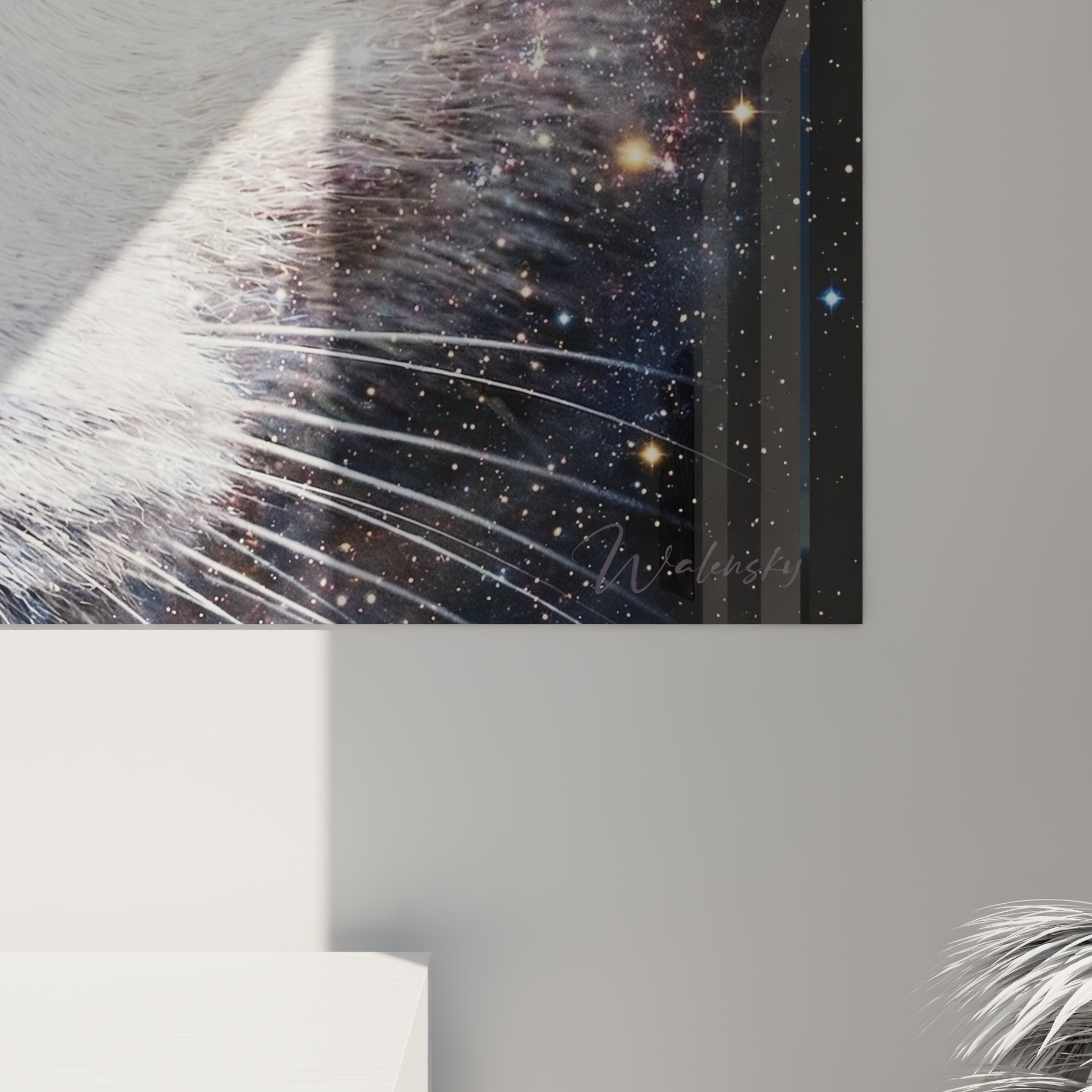 Vue d'ensemble tableau mural chat Khao Manee cosmique, art felin aux yeux bleu et dore stellaires