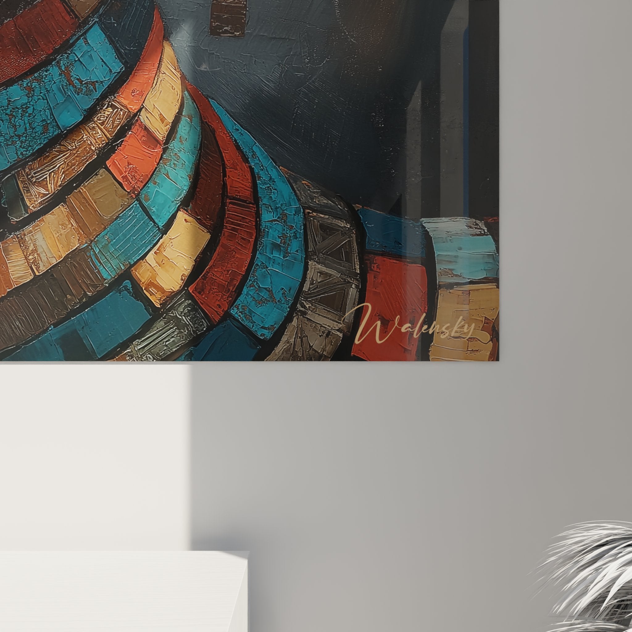 Vista d'insieme quadro murale donna africana, collana geometrica colorata, arte etnica per soggiorno moderno