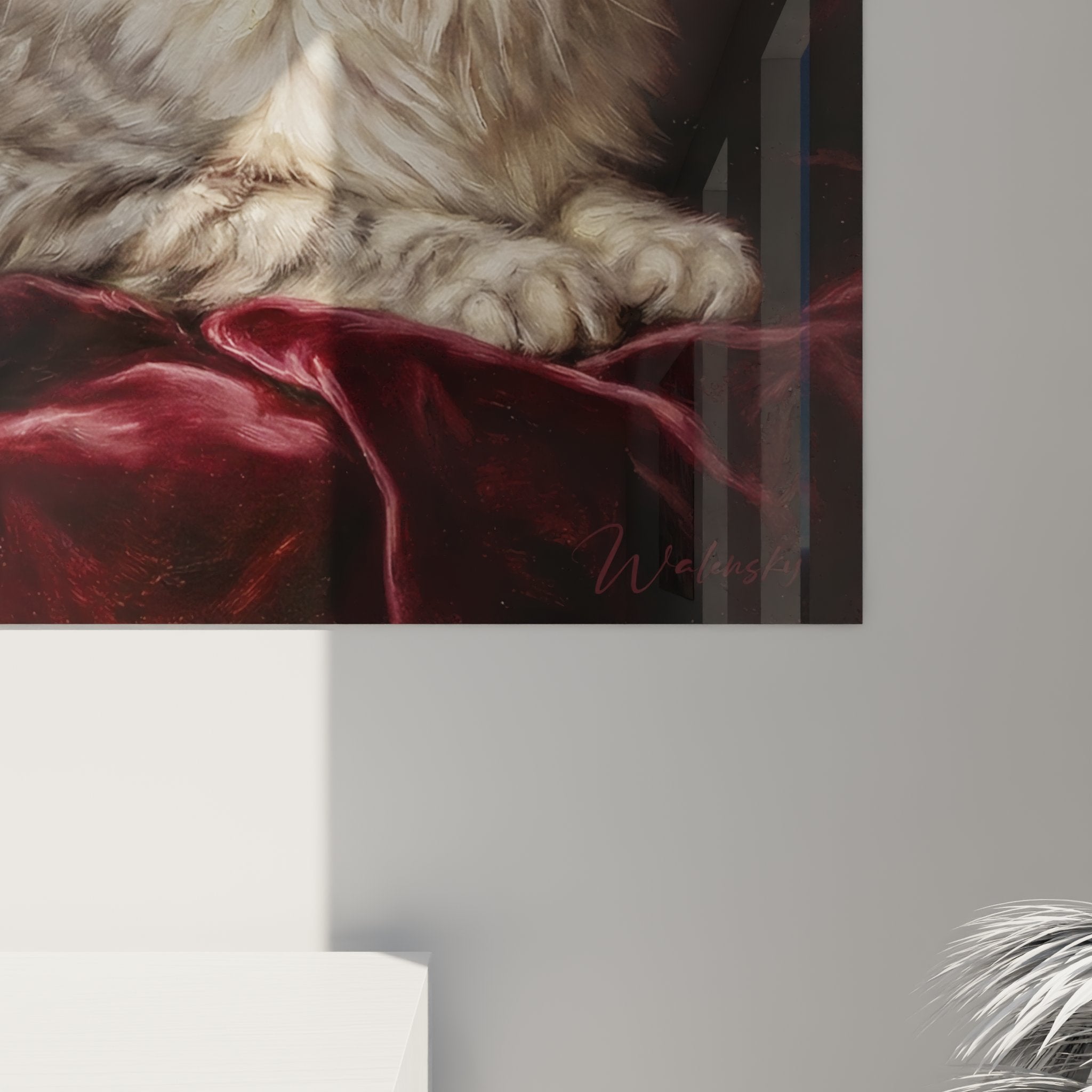 Vista d'insieme quadro da parete gatto American Curl nobile su sfondo decorativo dorato e bordeaux