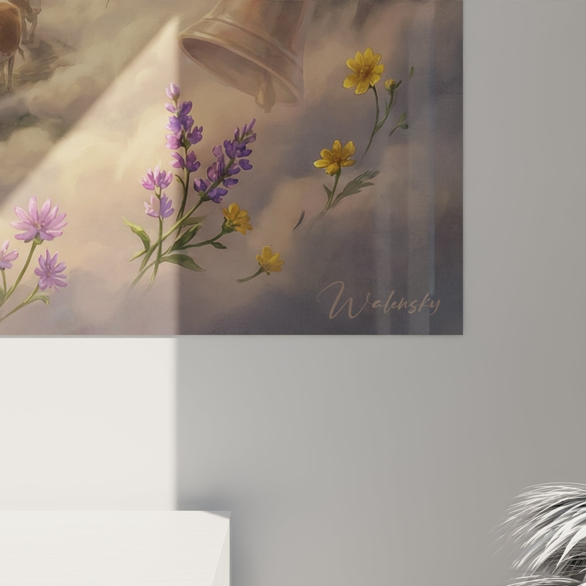 Vista d'insieme quadro alpestre savoiardo con gregge di mucche e vette alpine nebbiose