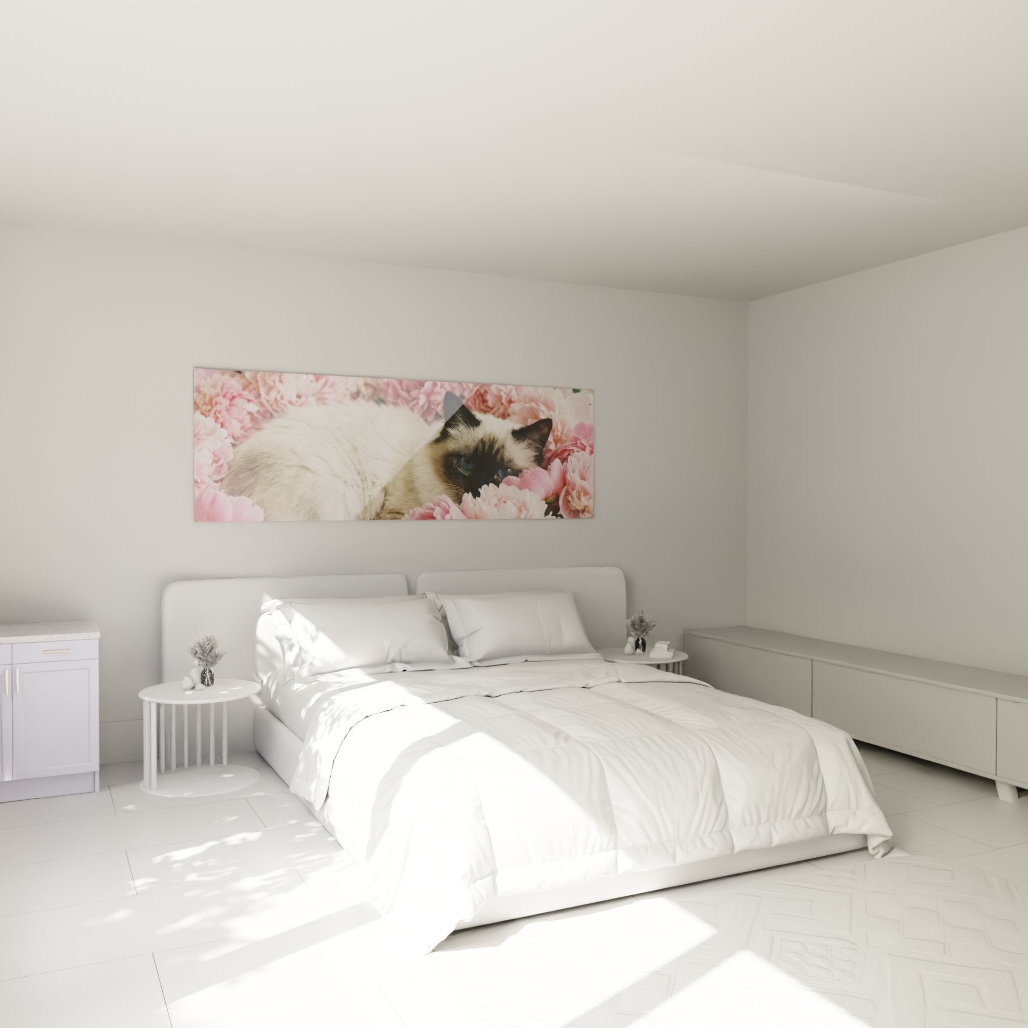 Décoration murale chat Birman pivoines roses dans chambre moderne, ambiance douce et romantique