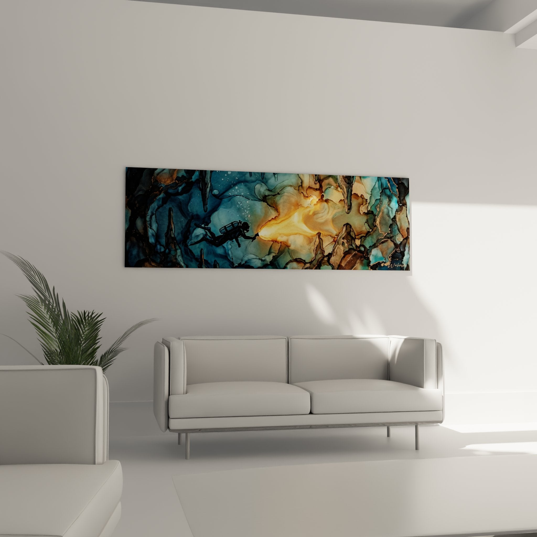 Détail rapproché du tableau cenote montrant la technique fluide et les nuances de bleu turquoise et or de l'œuvre