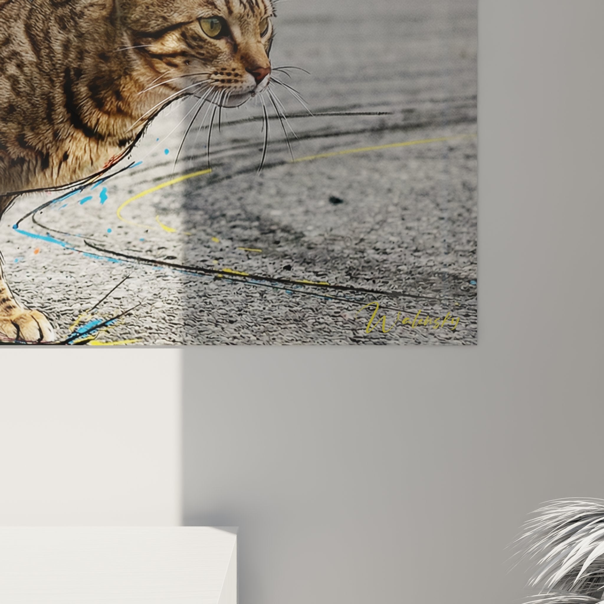 Panoramica quadro murale gatto Ocicat dinamico con spruzzi colorati decorazione moderna