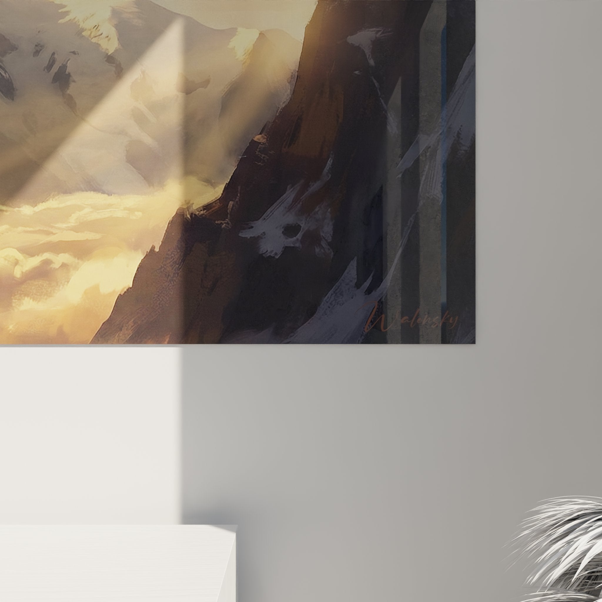 Panoramica del dipinto Monte Bianco con alpinista nel salotto contemporaneo