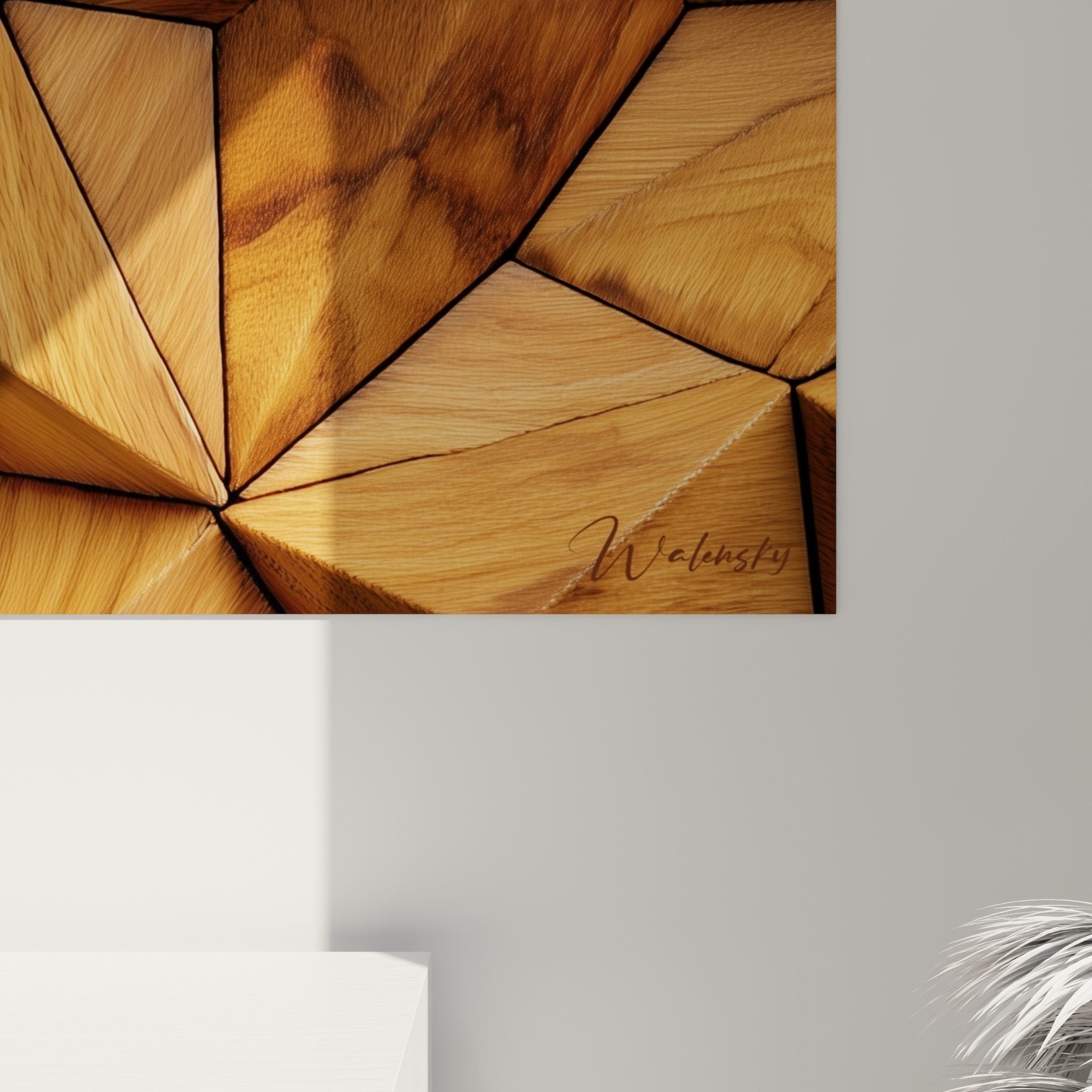 perspektivische Ansicht geometrisches Holzbild Dreiecke Facetten Schatten Lichter Relief
