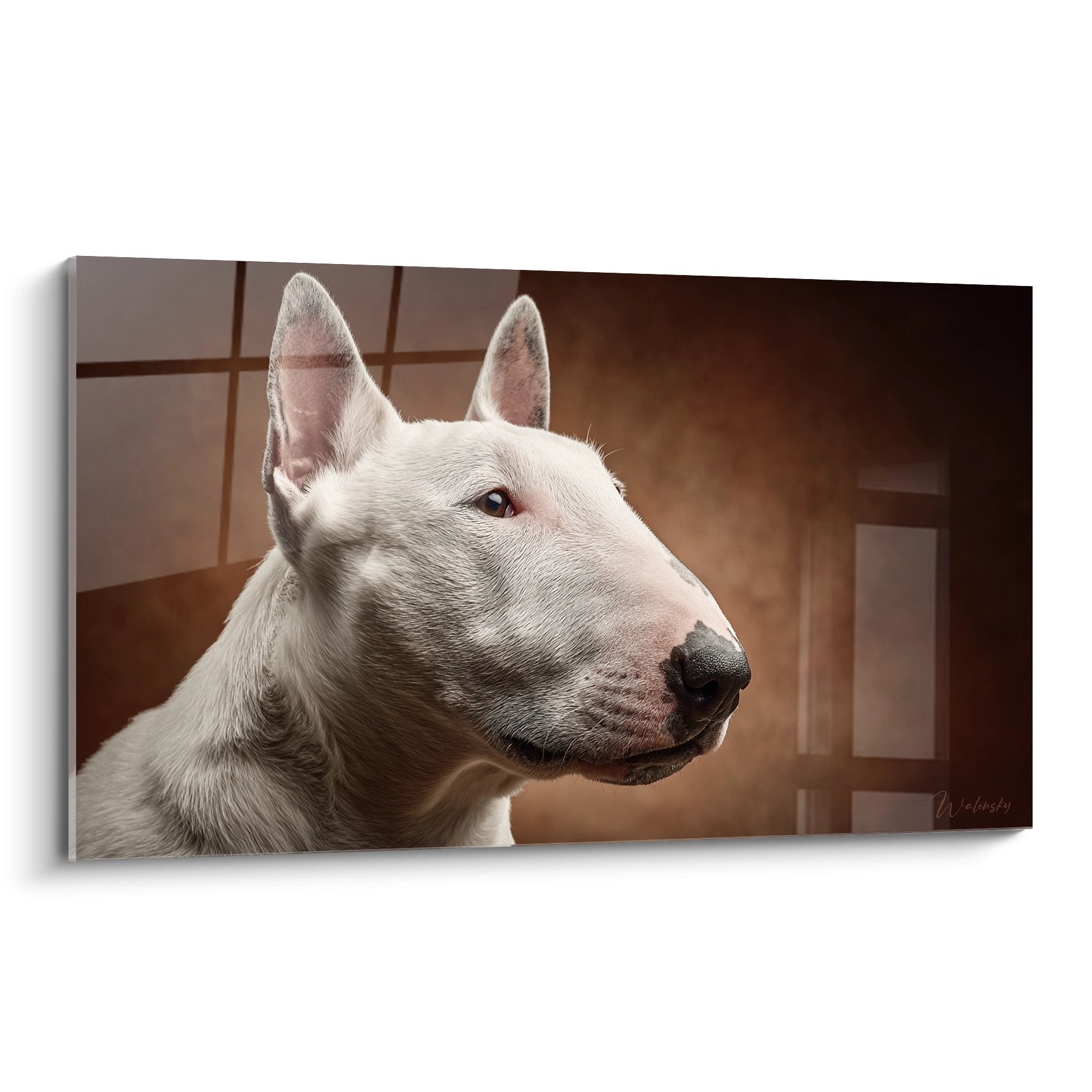 Portrait artistique bull terrier blanc de profil sur fond beige dore ambiance chaleureuse elegante