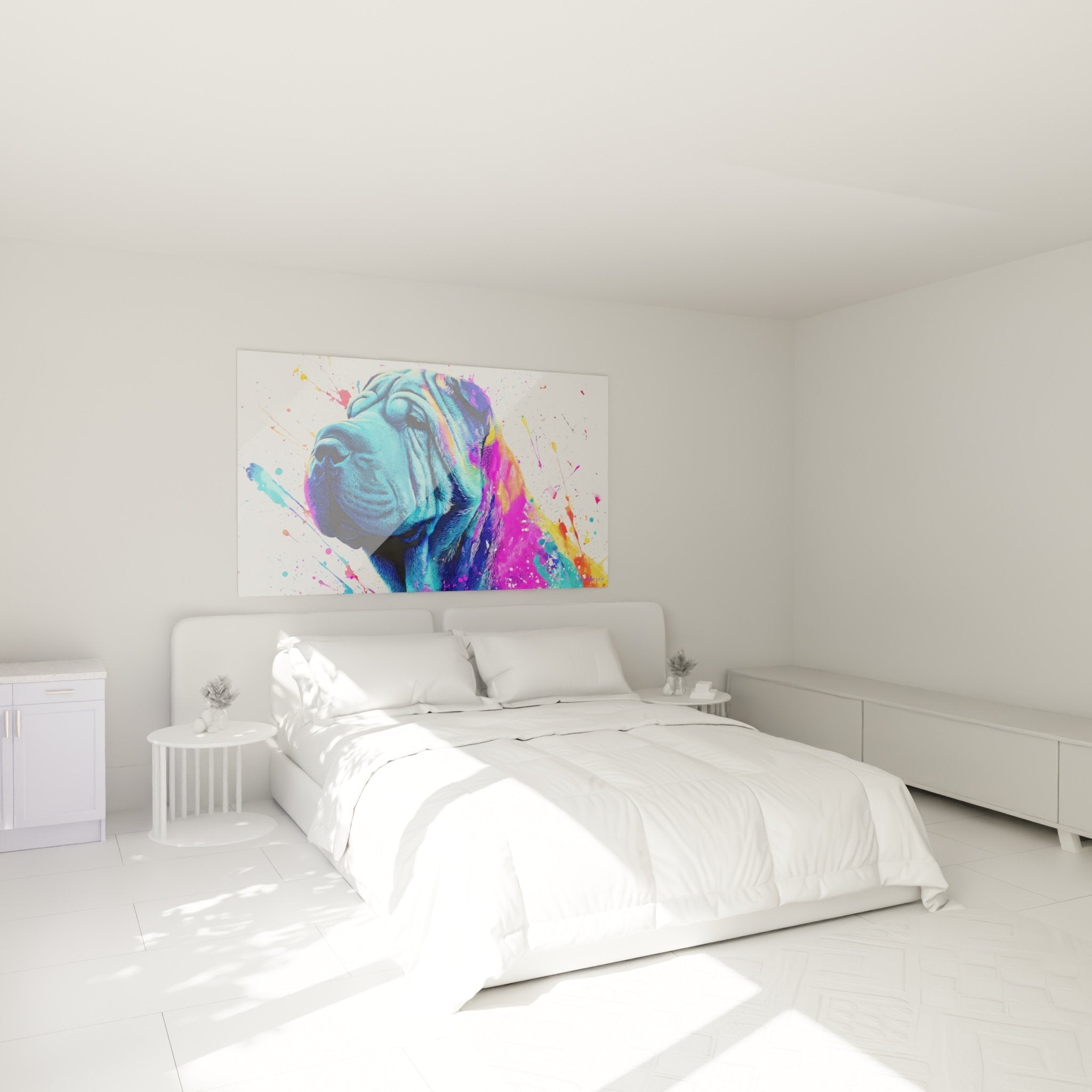 Buntes Shar-Pei-Gemälde über einem Bett in einem zeitgenössischen Schlafzimmer mit neutralen Tönen