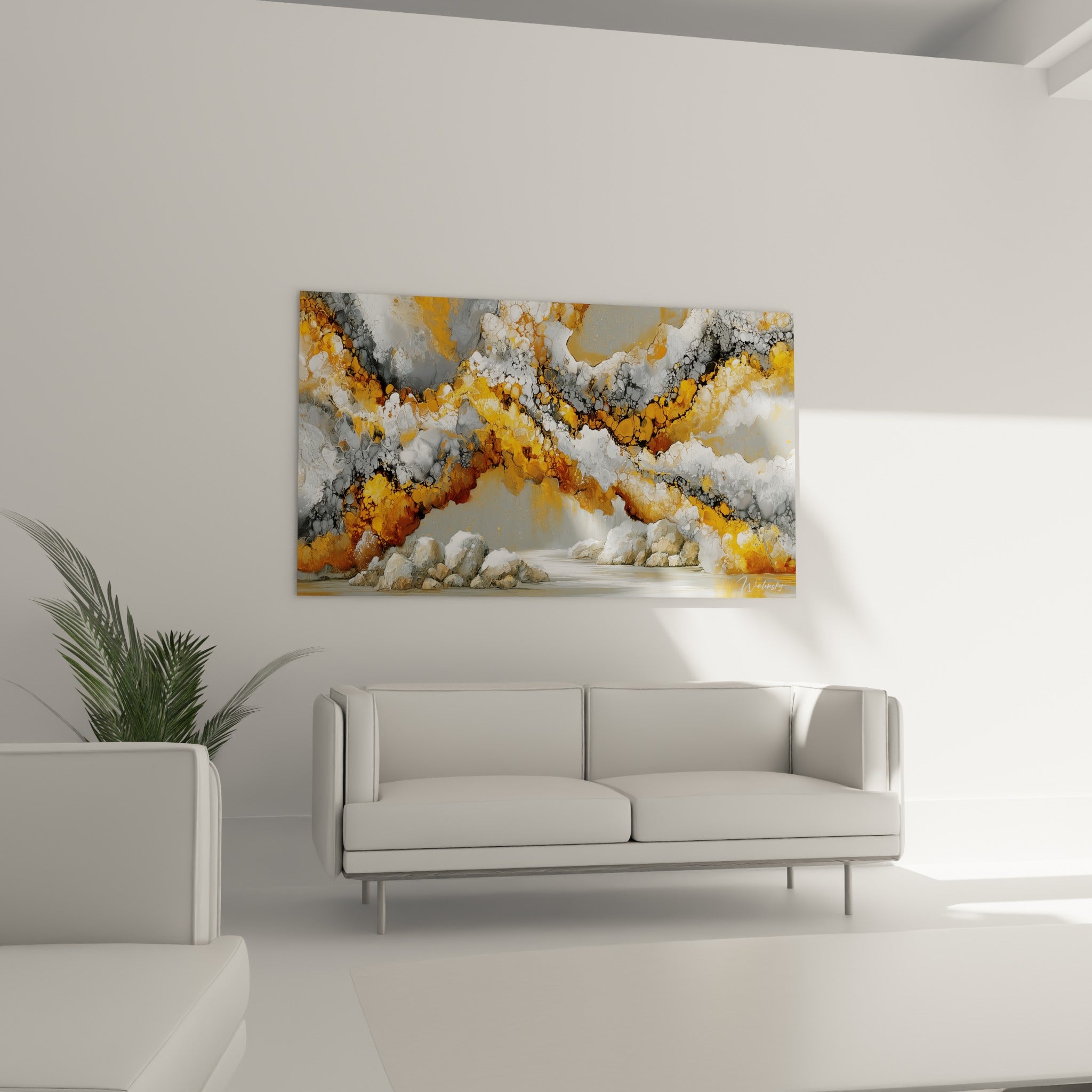 Coulée minérale orange et blanche évoquant un paysage abstrait, au-dessus d'un canapé dans un salon lumineux