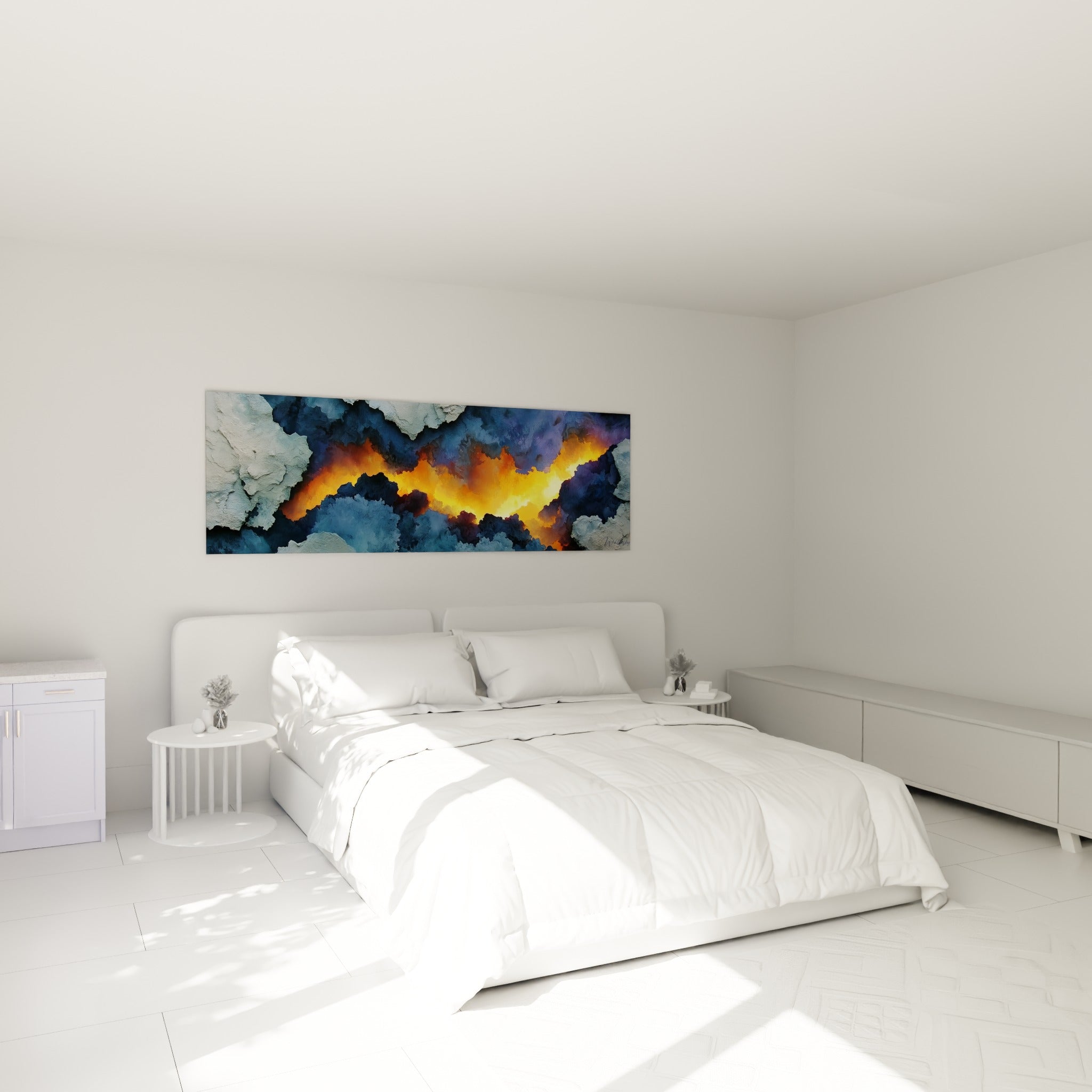 Lumière ambrée fendant des masses anthracite et bleu nuit, tableau abstrait coloré au-dessus d'un lit dans une chambre claire