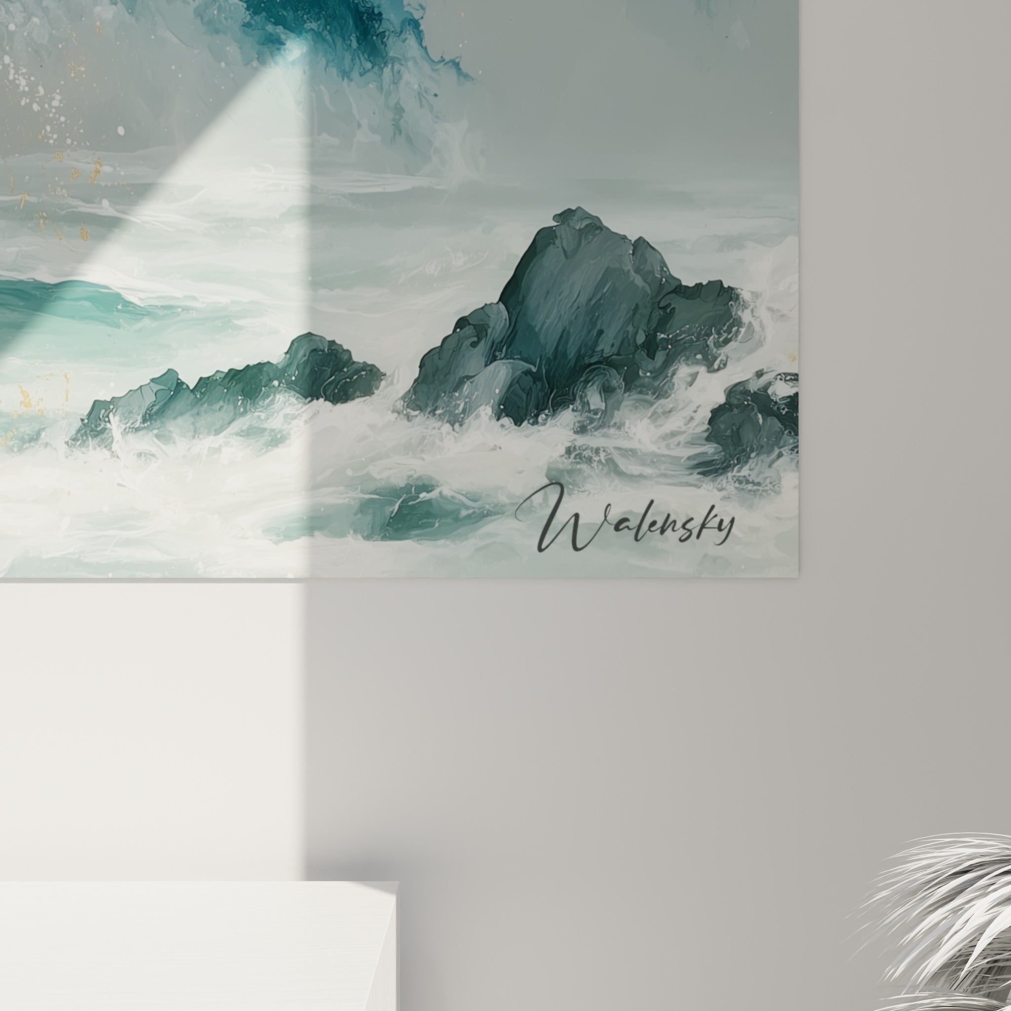 Texture de peinture épaisse révélant empâtements blancs et coulures dorées sur fond bleu marine profond