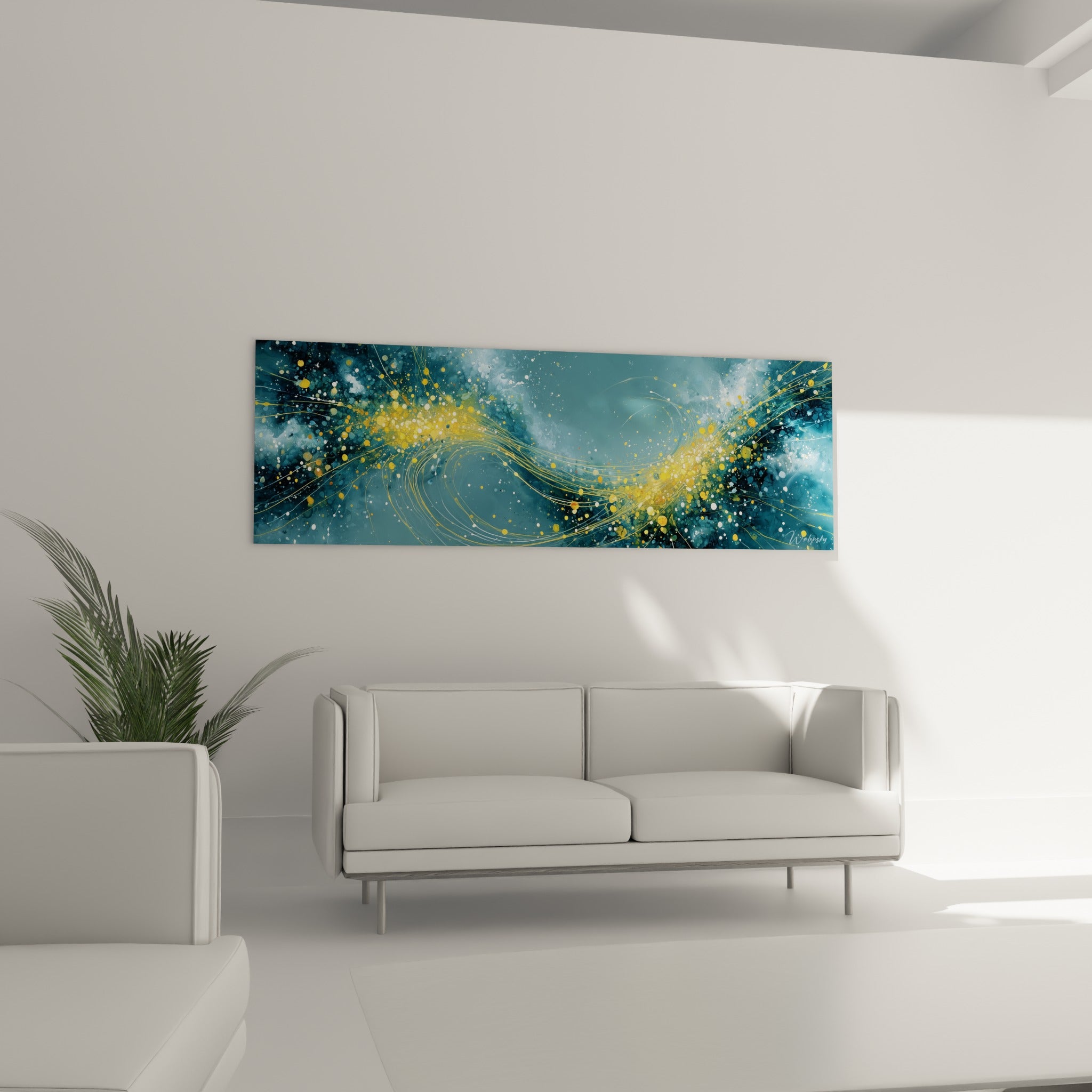 Vague scintillante or et turquoise abstraite, disposée au-dessus d'un canapé dans un salon lumineux