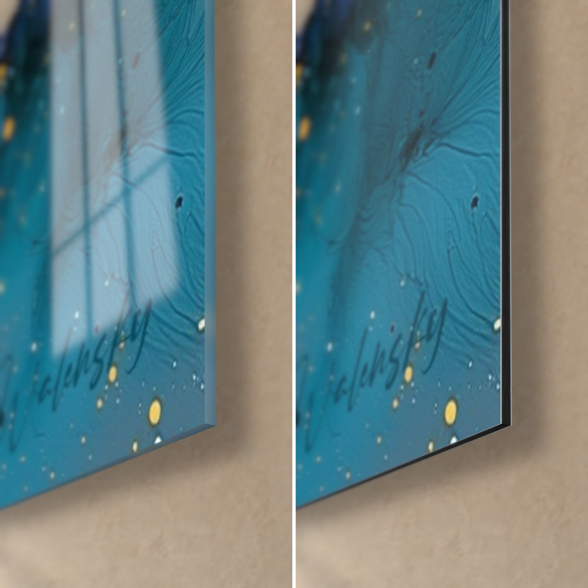 Gemälde abstrakter Sternenhimmel, Türkis und Gold in der unteren rechten Ecke, glänzendes Acrylglas links, matt gebürstetes Alu-Dibond rechts, 3 mm Stärke