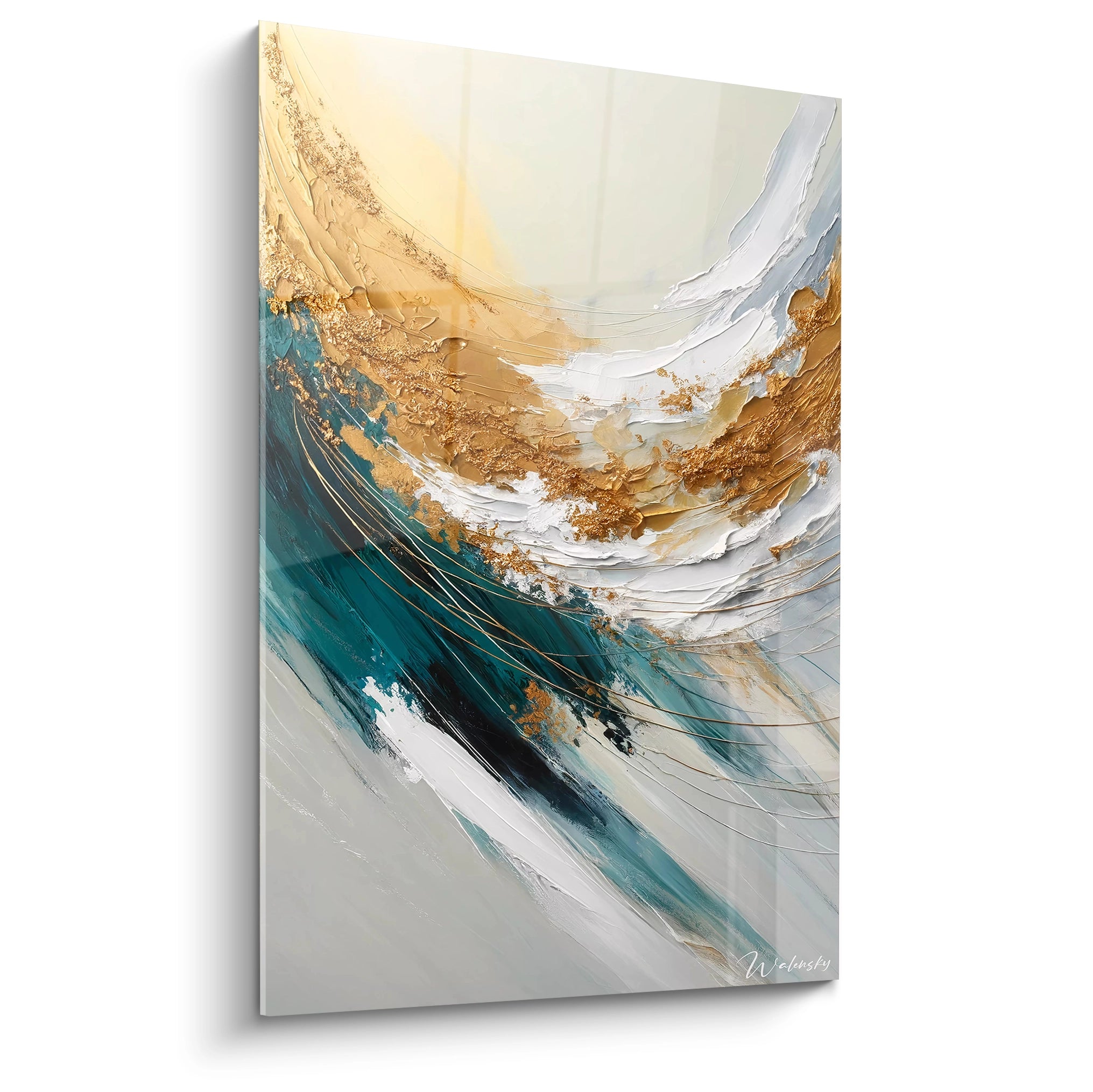 Tableau abstrait en relief combinant des teintes turquoise profond, blanc nacré et or métallisé sur fond gris pâle. La composition présente d'épais empâtements de peinture formant une vague courbe avec des textures granuleuses dorées et des lignes fines traversant la surface ondulante.