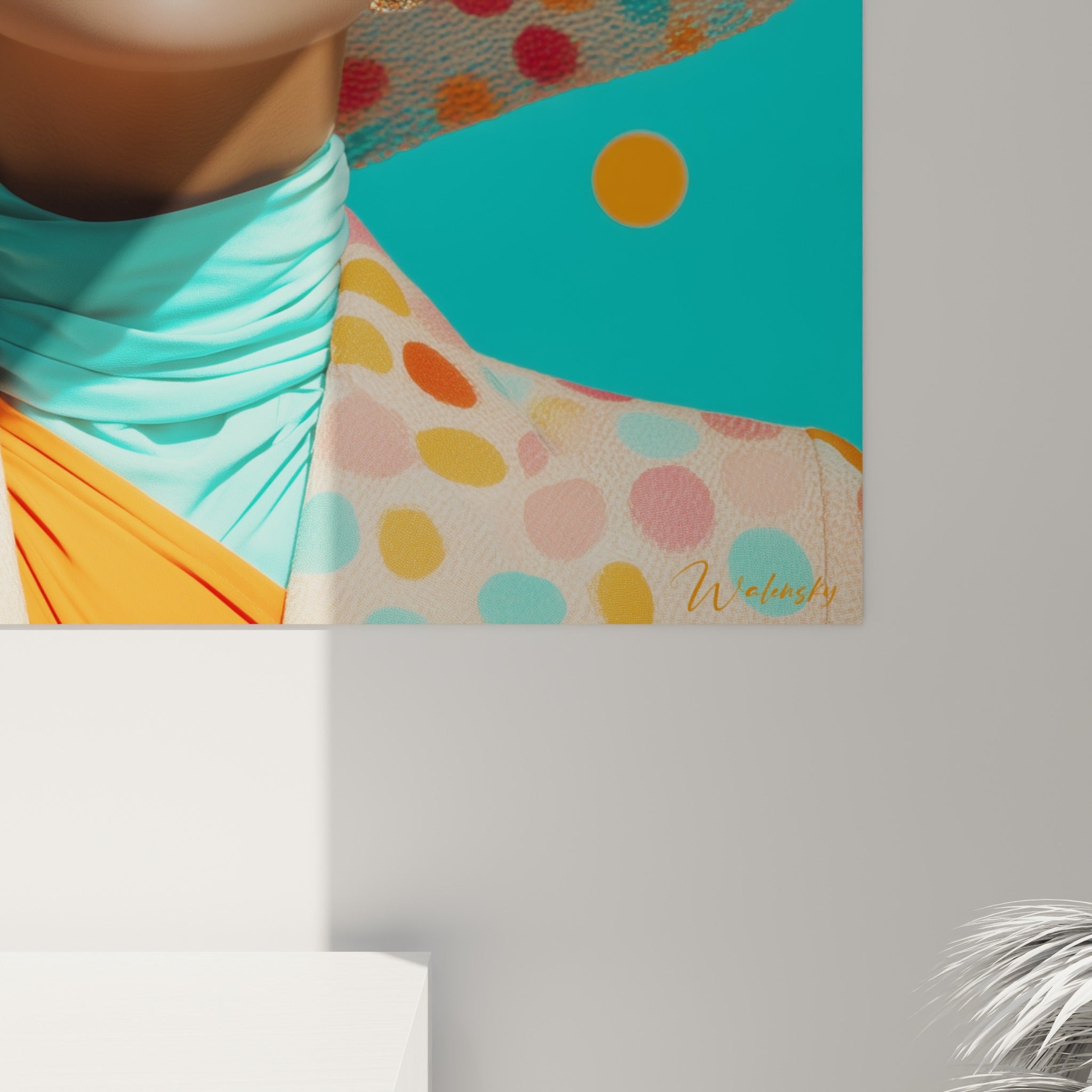 Détail des pois roses orange et turquoise du chapeau, texture lisse et couleurs saturées qui se touchent