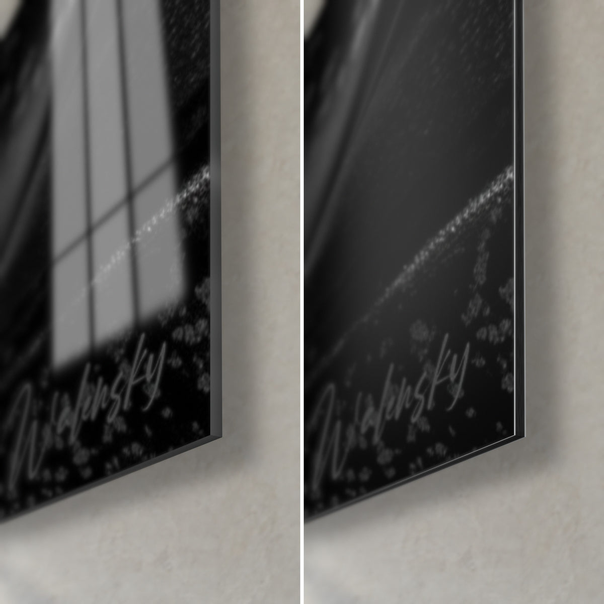Tableau rosette d'aloès noire, coin bas droit : verre brillant aux reflets gris à gauche, Dibond mat anthracite à droite