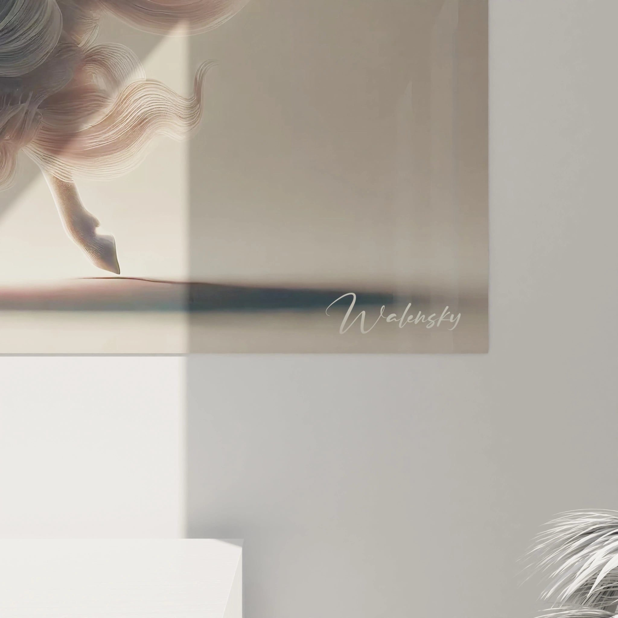 Vue rapprochee de ce tableau mouton revelant la texture hypnotique de la laine. Le contraste subtil entre ombres et lumieres met en avant la force tranquille de l’animal.