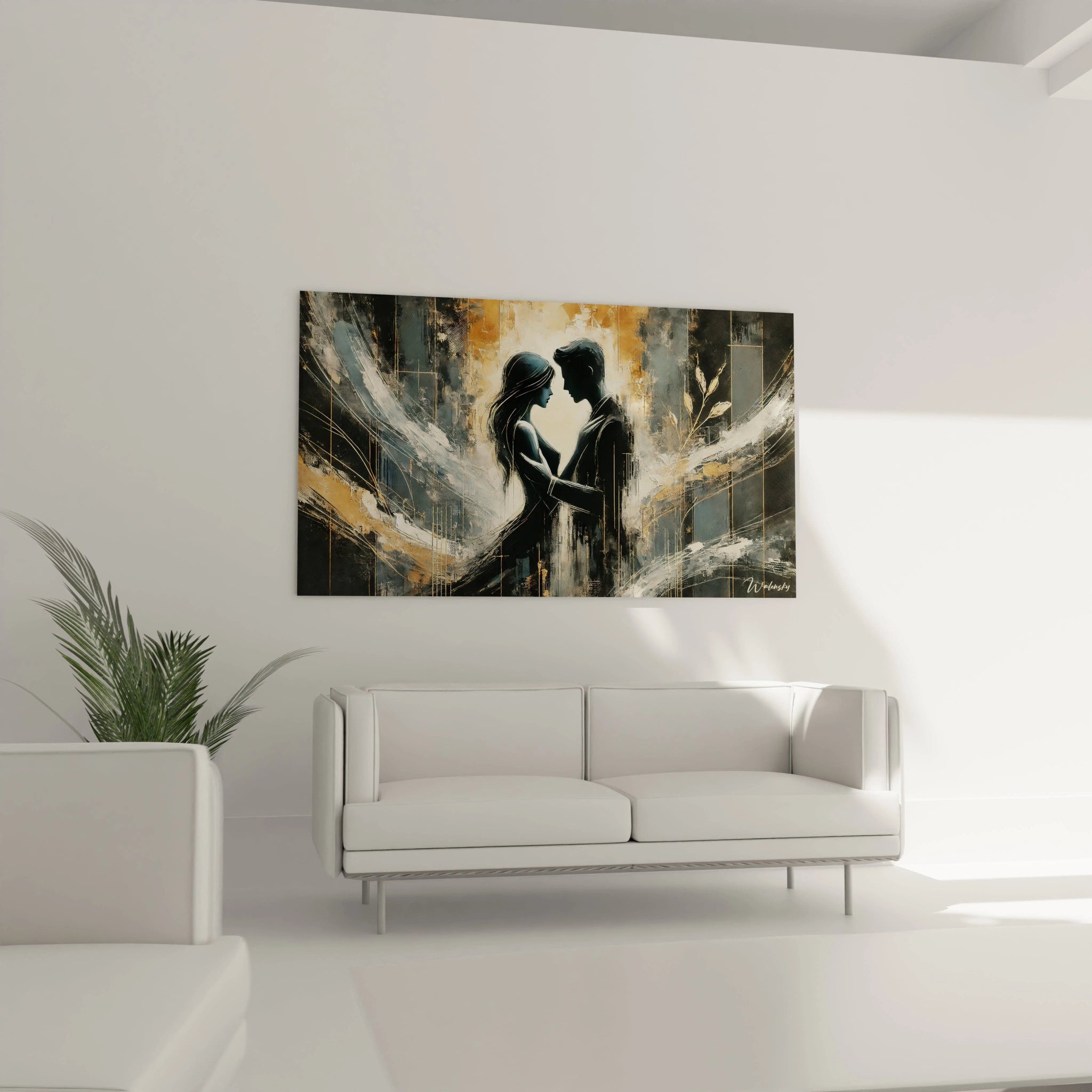 Ce tableau amour au-dessus d’un canapé illumine le salon avec ses nuances d’or et sa représentation harmonieuse de l’intimité.