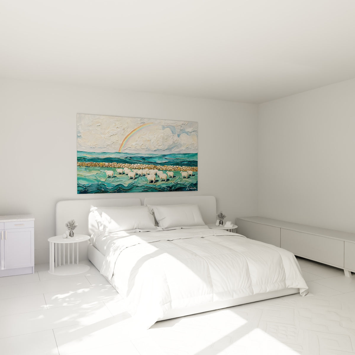 Troupeau de moutons blancs et arc-en-ciel pastel accroché au-dessus d'un lit dans une chambre claire
