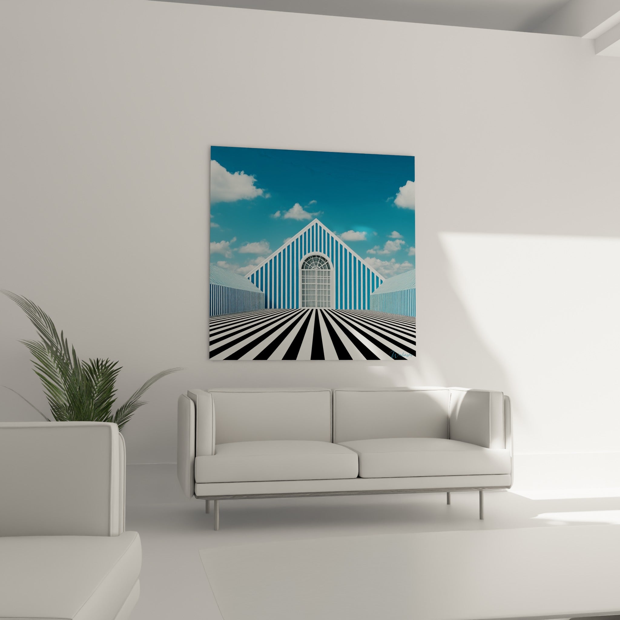 Construction rayée bleue et blanche à porte arquée, au-dessus d'un canapé dans un salon lumineux