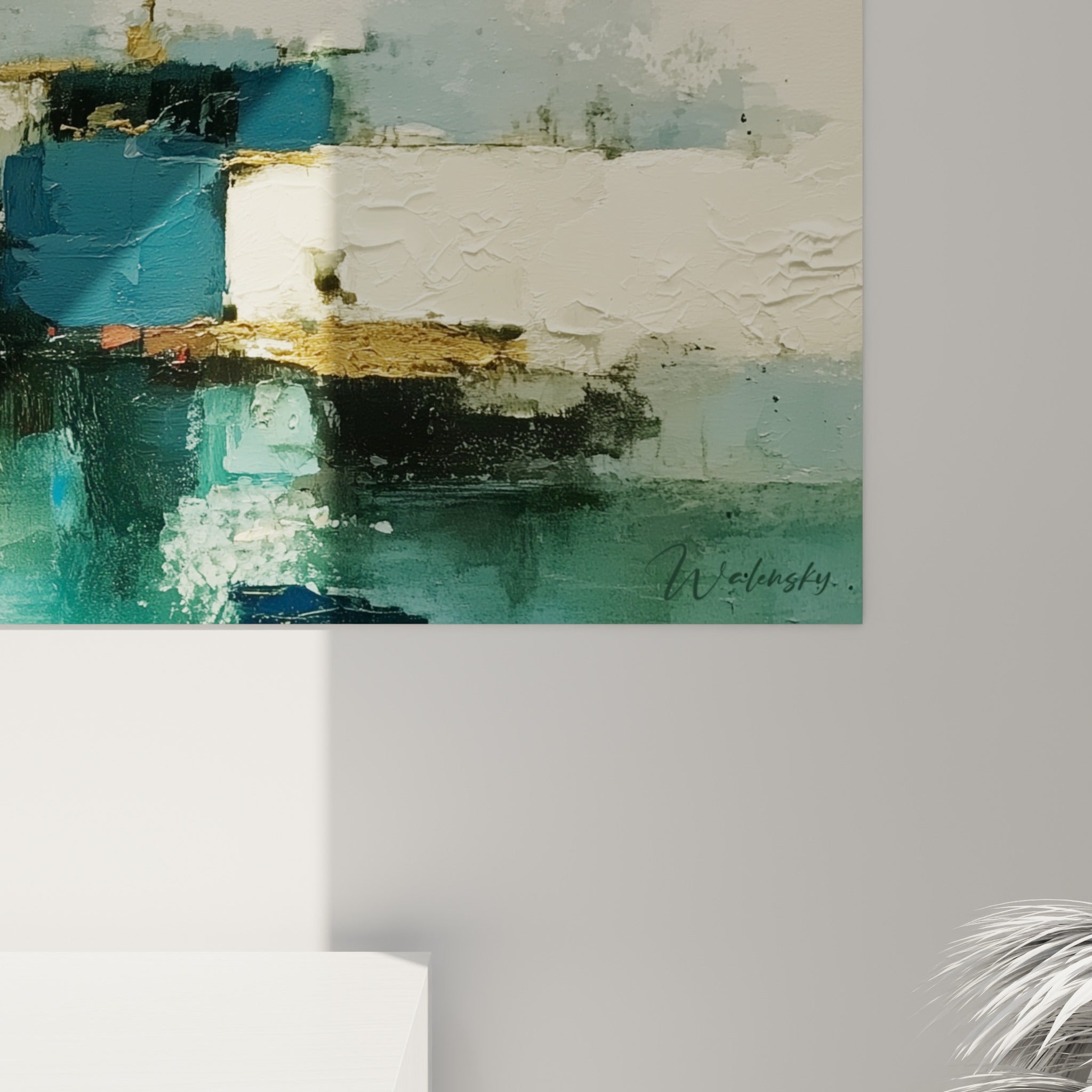 Empâtements épais de bleu pétrole et d'or, matière texturée révélant le grain de la peinture au couteau