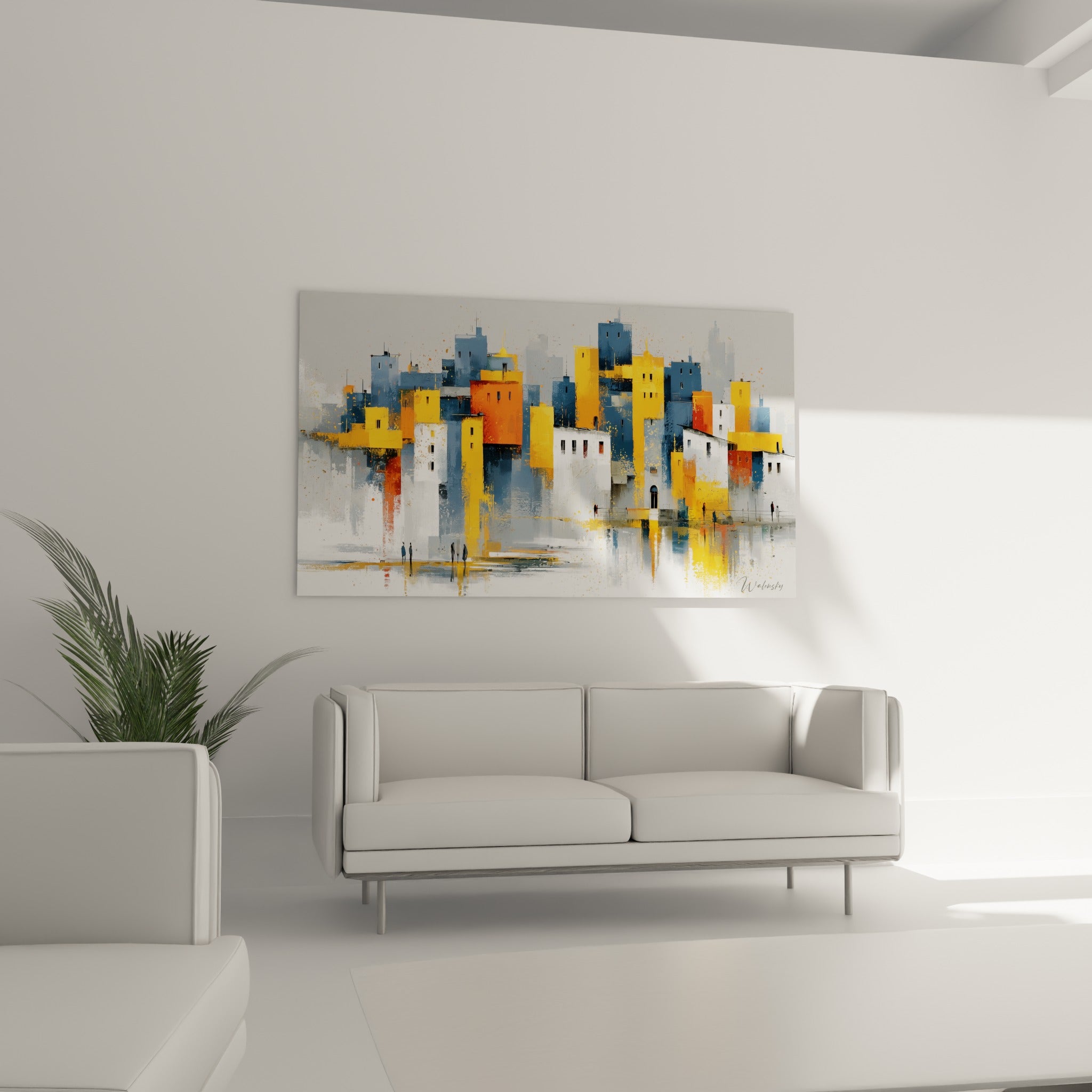 Tours dorées et bleu marine avec reflets aquatiques au-dessus d'un canapé dans un salon lumineux