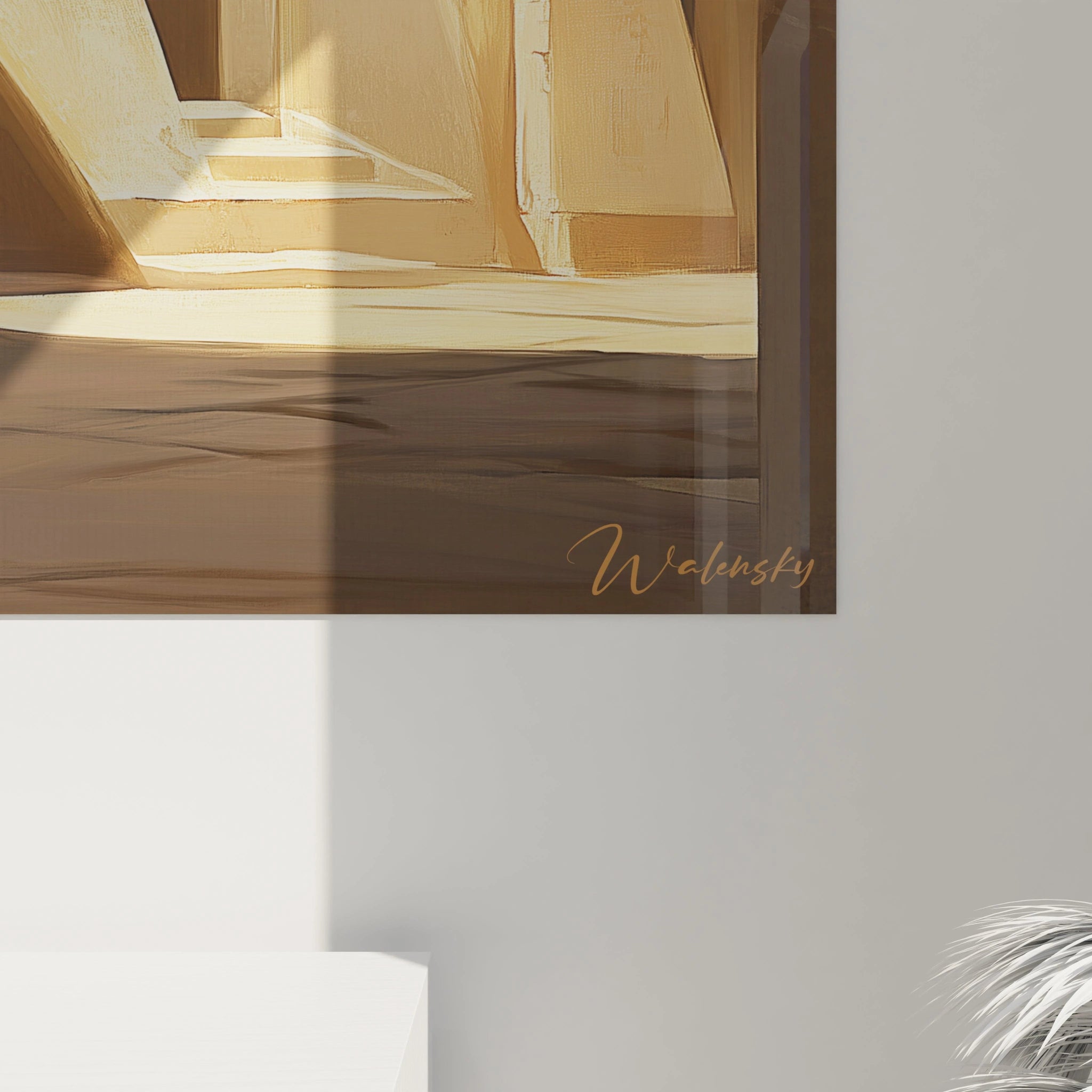 Tableau africain mural Walensky avec motifs abstraits en tons bleus et beiges décorant un mur clair