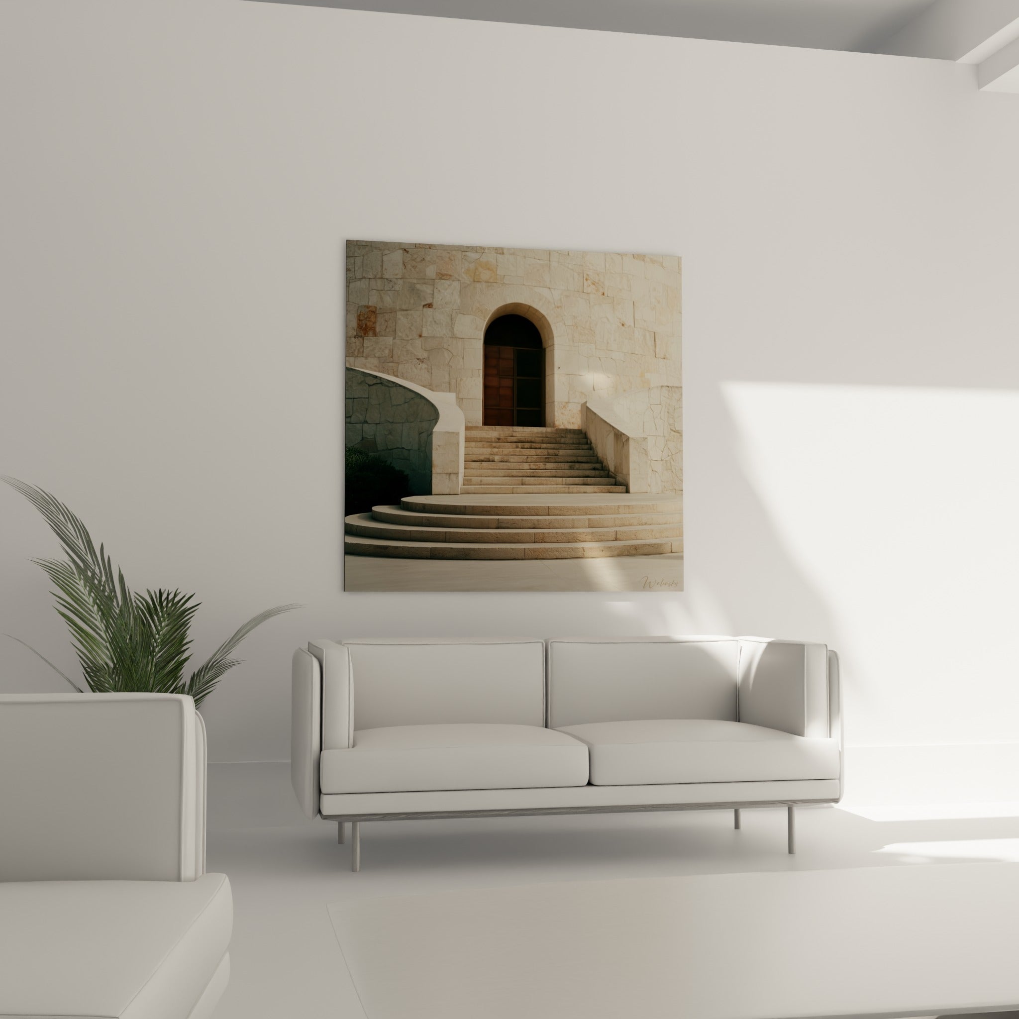 Pierre beige texturée et porte anthracite de cette architecture, au-dessus d'un canapé dans un salon lumineux