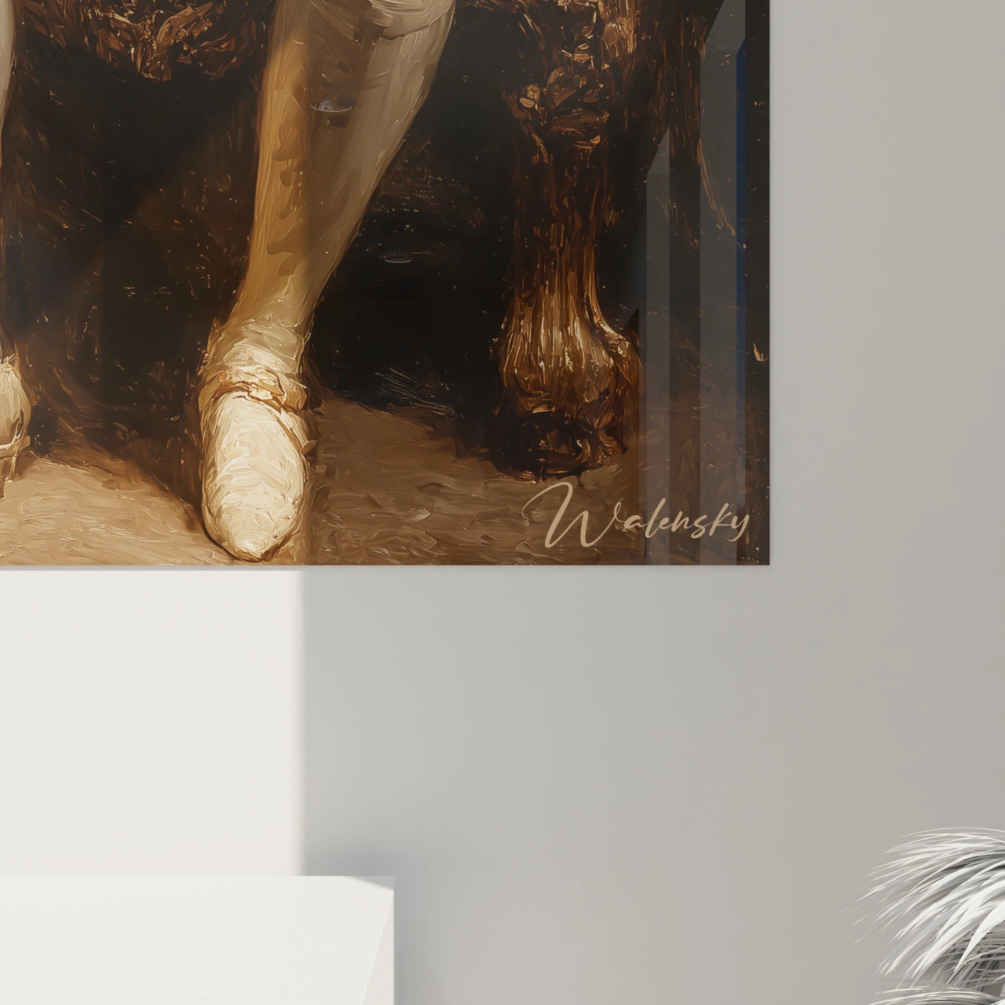 Détail d'un tableau mural Walensky montrant un pied en révérence et un meuble sculpté tableau Louis XIV décoratif pour intérieur