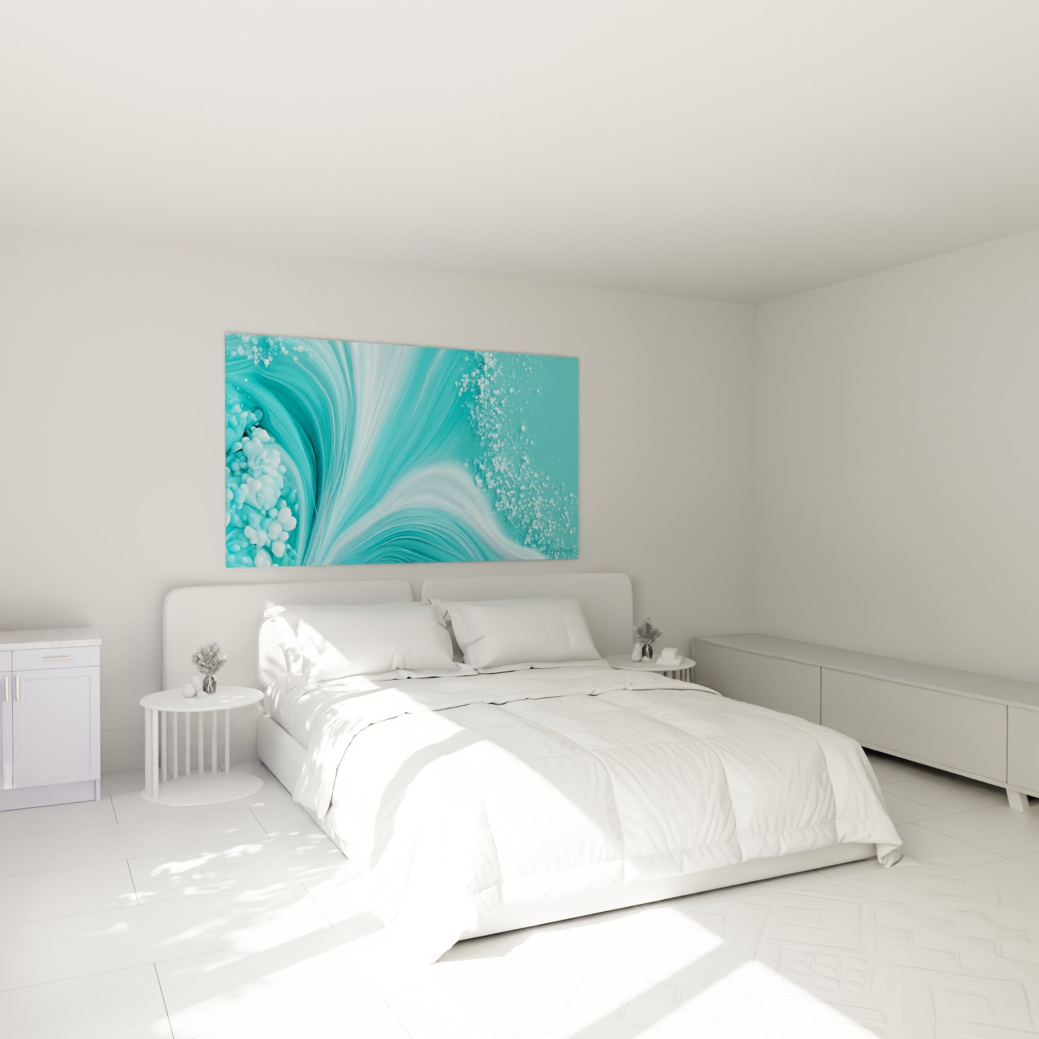 Volutes bleu pastel et éclaboussures blanches au-dessus d'un lit dans une chambre claire