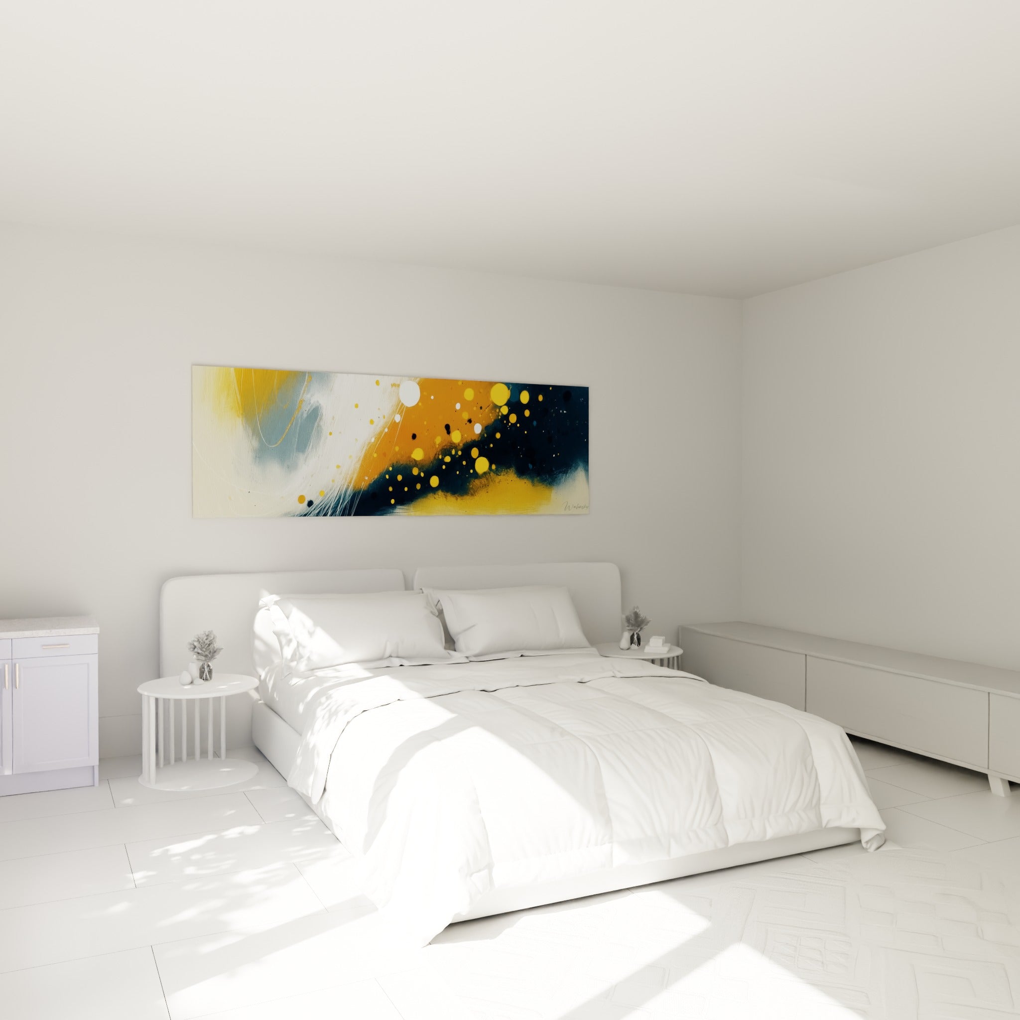 Éclaboussures dorées et bleu nuit d'une œuvre abstraite au-dessus d'un lit dans une chambre claire