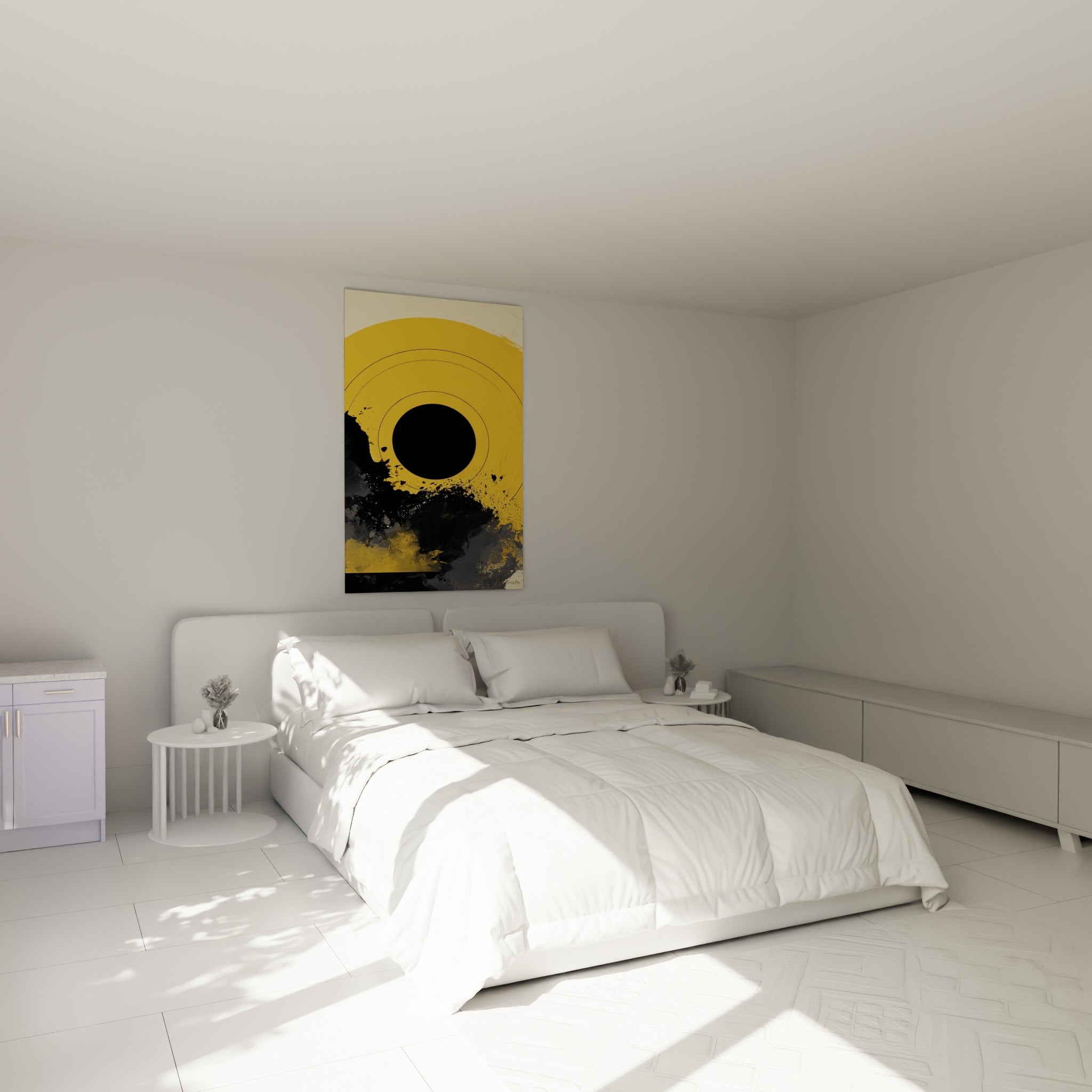 Halo jaune moutarde et disque noir profond disposés au-dessus d'un lit dans une chambre claire