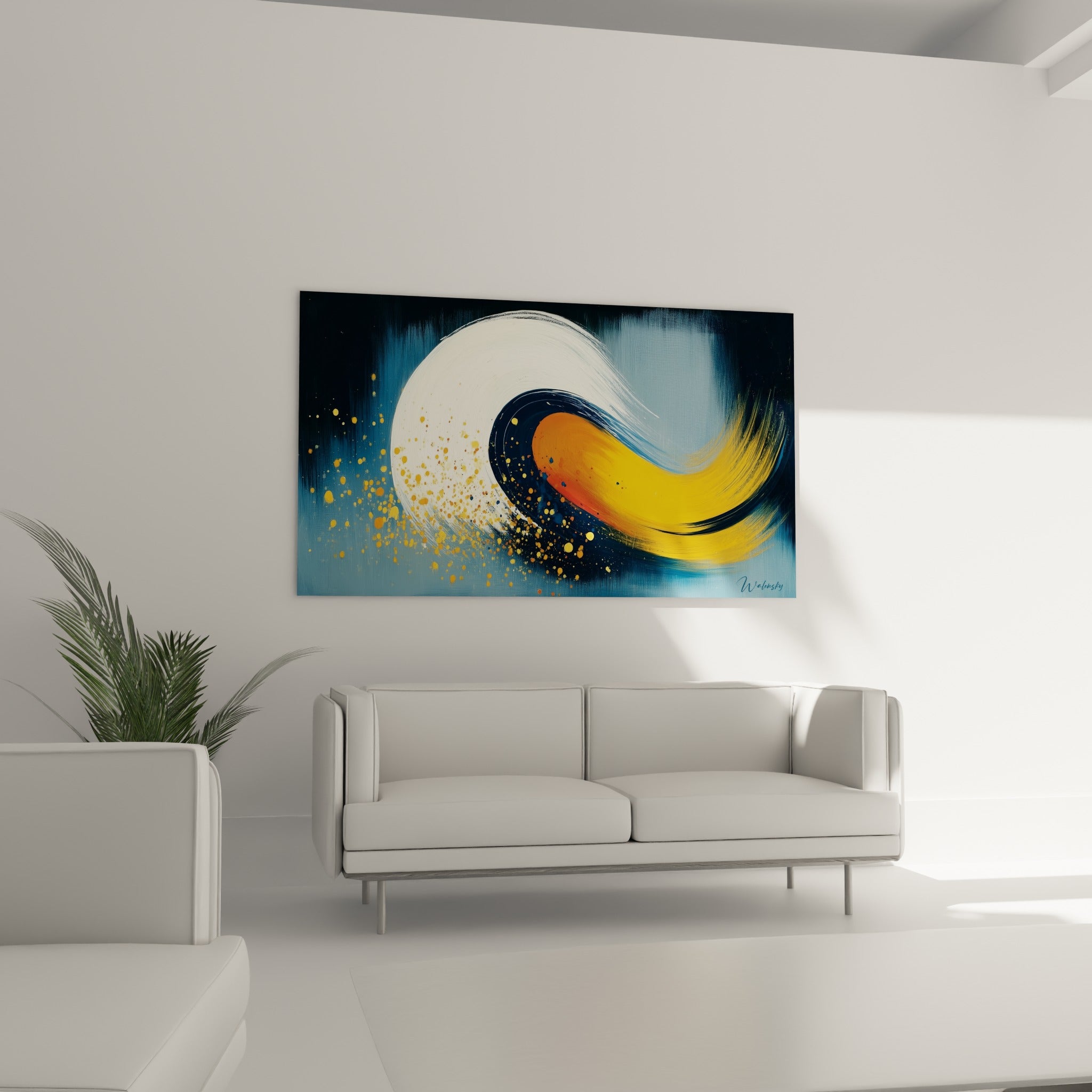 Tableau tourbillon jaune doré et blanc éclaboussé accroché au-dessus d'un canapé dans un salon lumineux