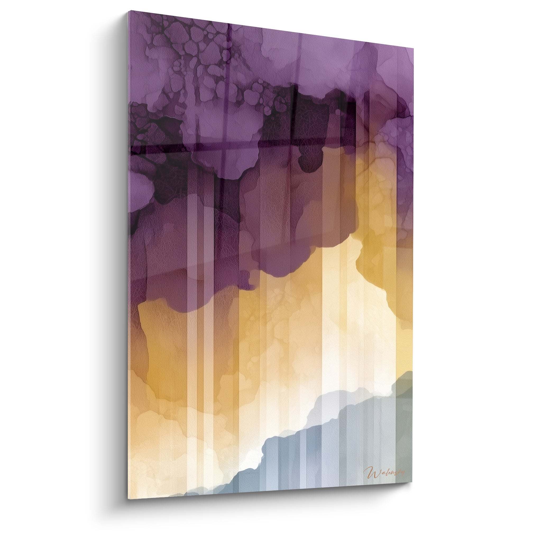 Nuages abstraits violet aubergine et doré traversés de fines bandes verticales lumineuses