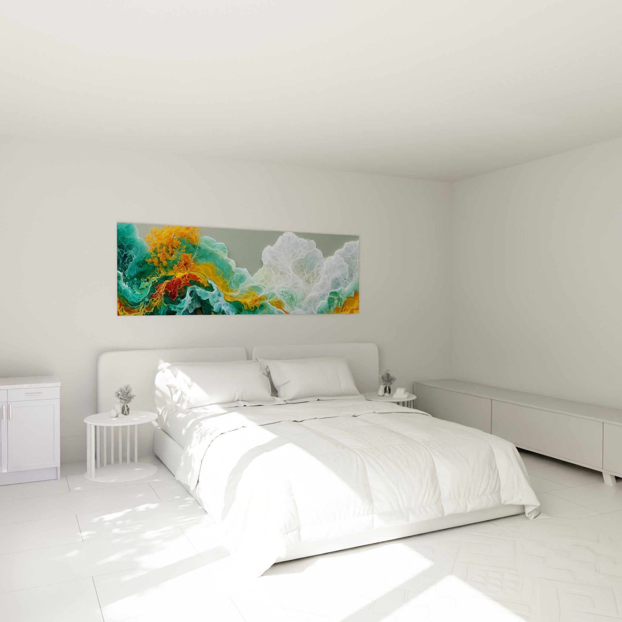 Volutes turquoise et dorées de cette œuvre abstraite, accrochée au-dessus d'un lit dans une chambre claire