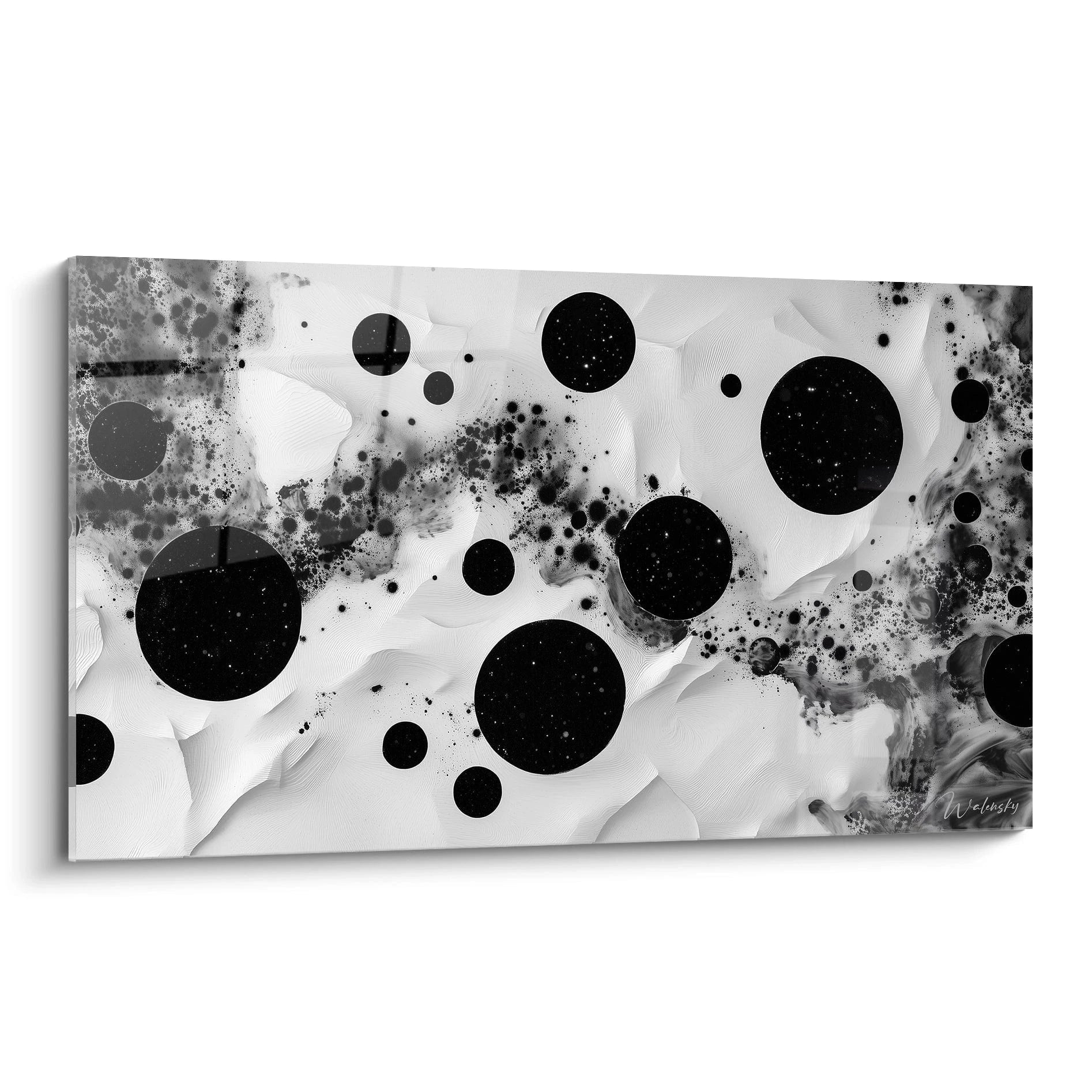 Tableau tacheté noir et blanc de Walensky avec des cercles noirs sur fond blanc