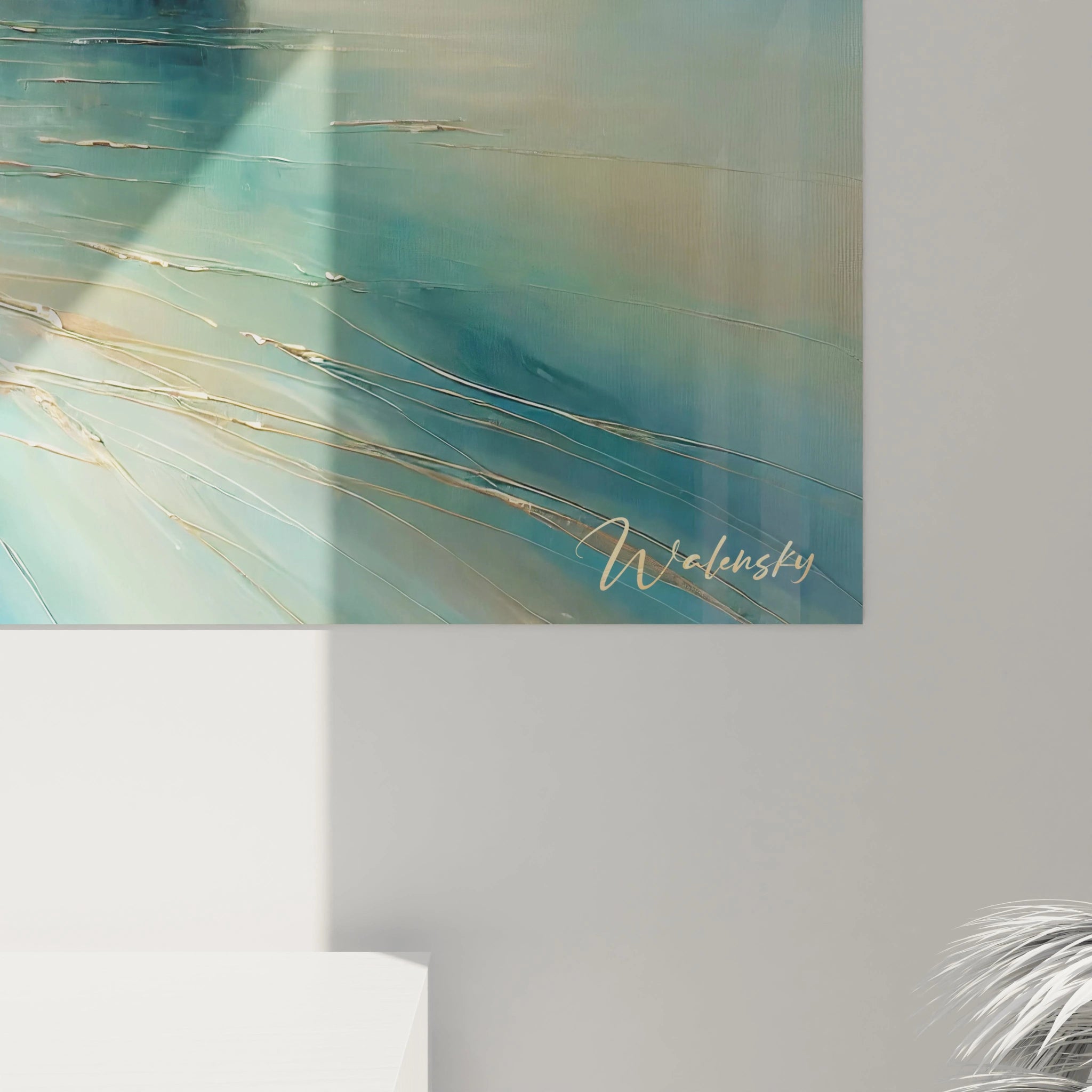 Gros plan du tableau maritime montrant les détails subtils du navire et de la mer calme. Reflets de lumiÚre et nuances pastel, parfait pour les amateurs d'art marin."