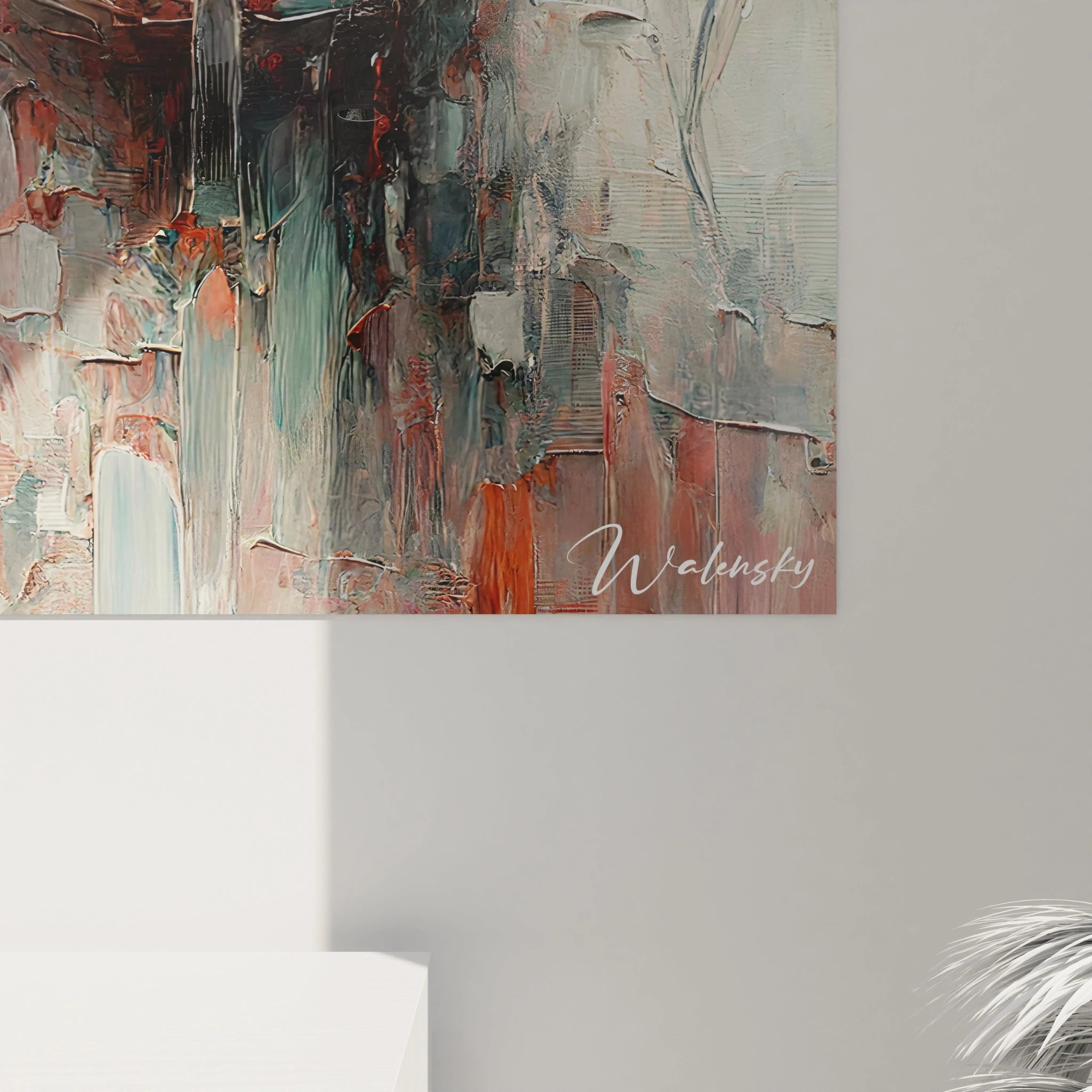 Gros plan sur le tableau, dévoilant les détails des coups de pinceau épais et texturés en rouge, blanc cassé et gris. L'aspect tridimensionnel accentue l'émotion et le mystère du portrait.