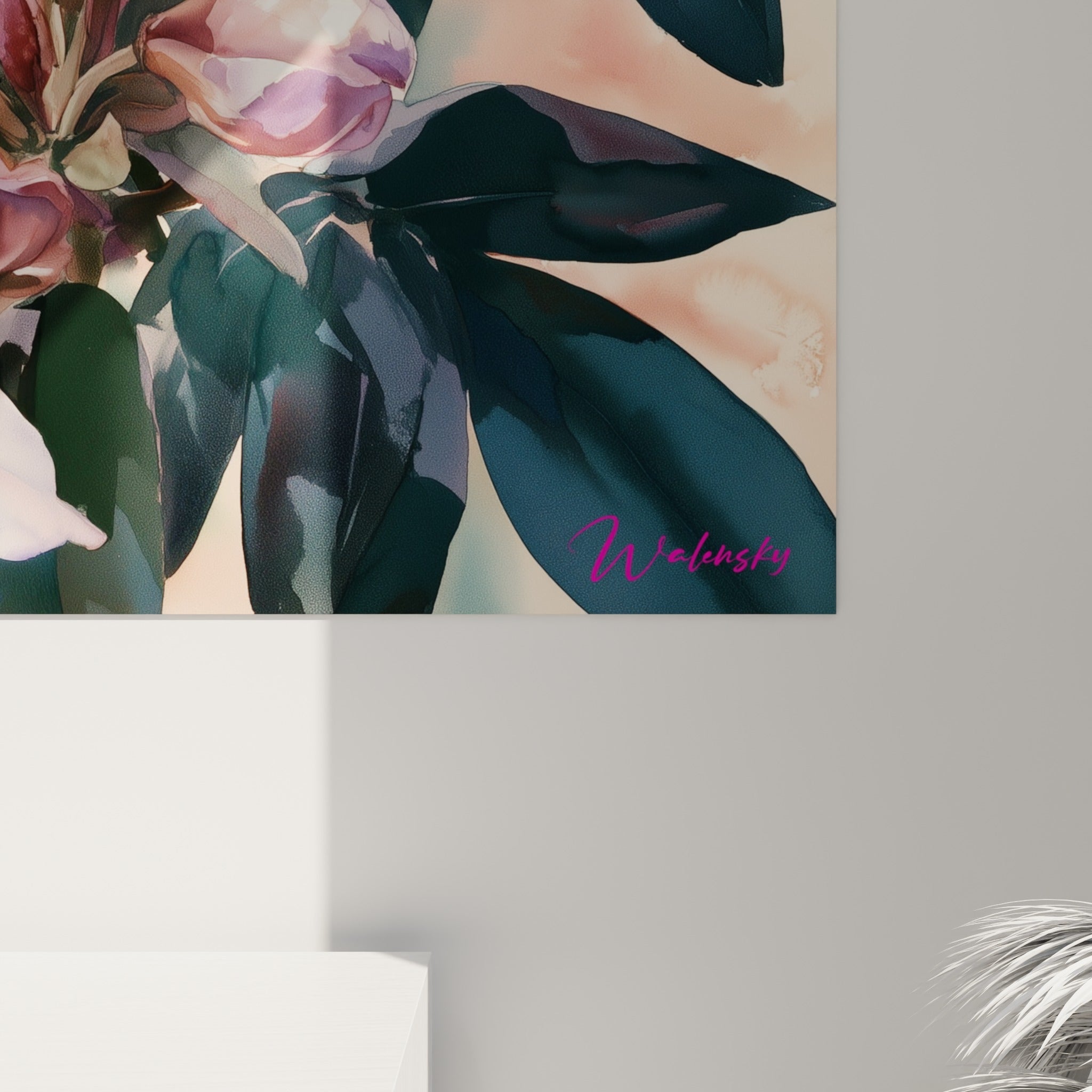Détail des pétales d'azalée où le rose et le blanc se fondent avec des touches de lumière dorée