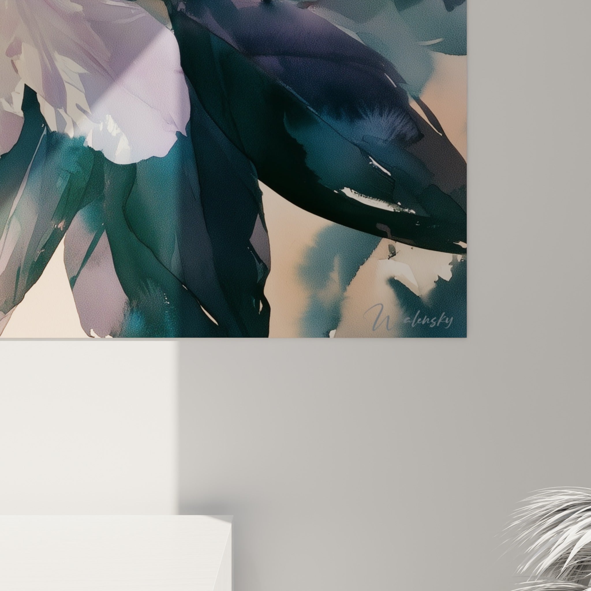 Empâtements et coulures d'aquarelle sur les pétales roses et blancs de l'azalée, effet de matière visible