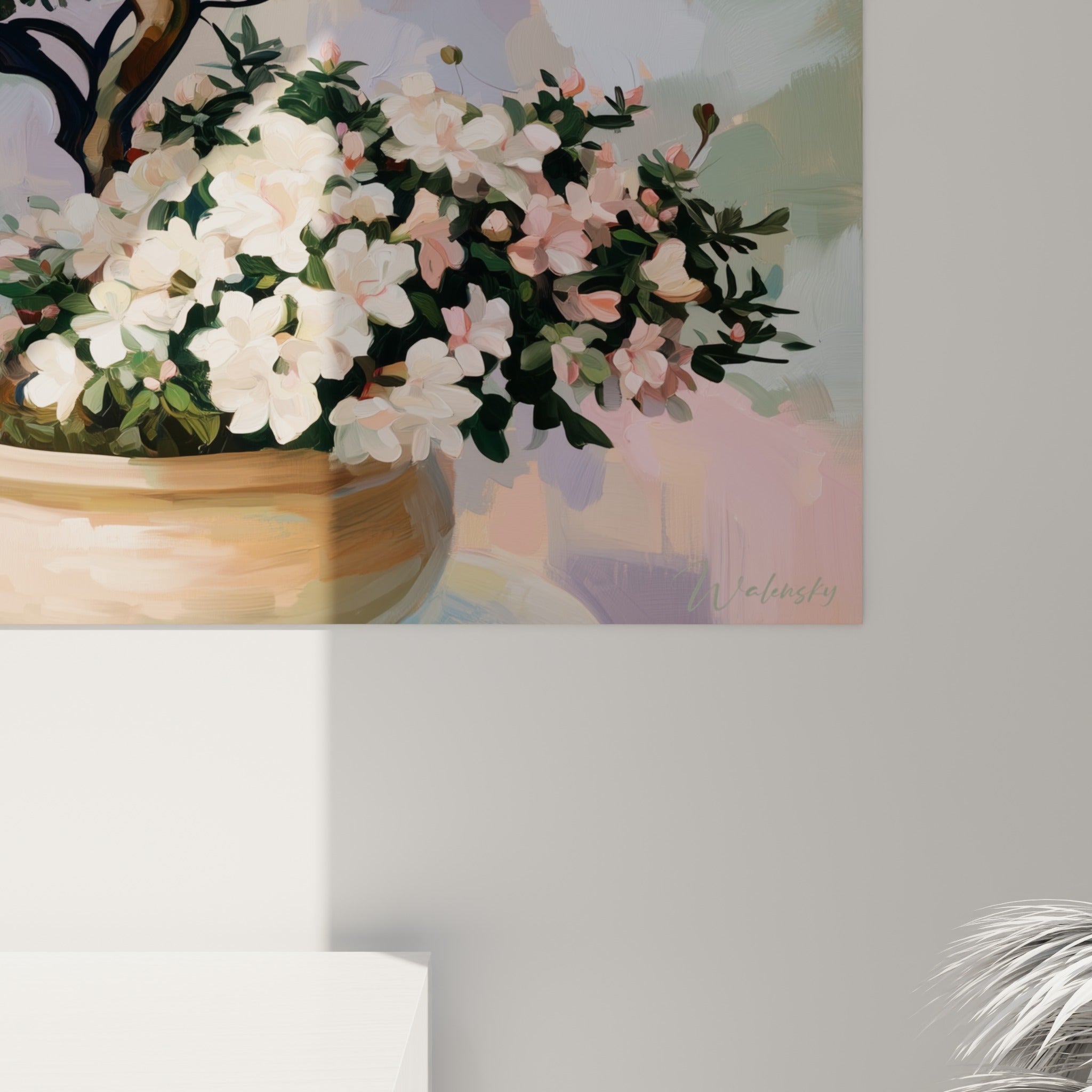 Empâtements roses et blancs de l'azalée en gros plan, tronc brun texturé et coulures pastel visibles