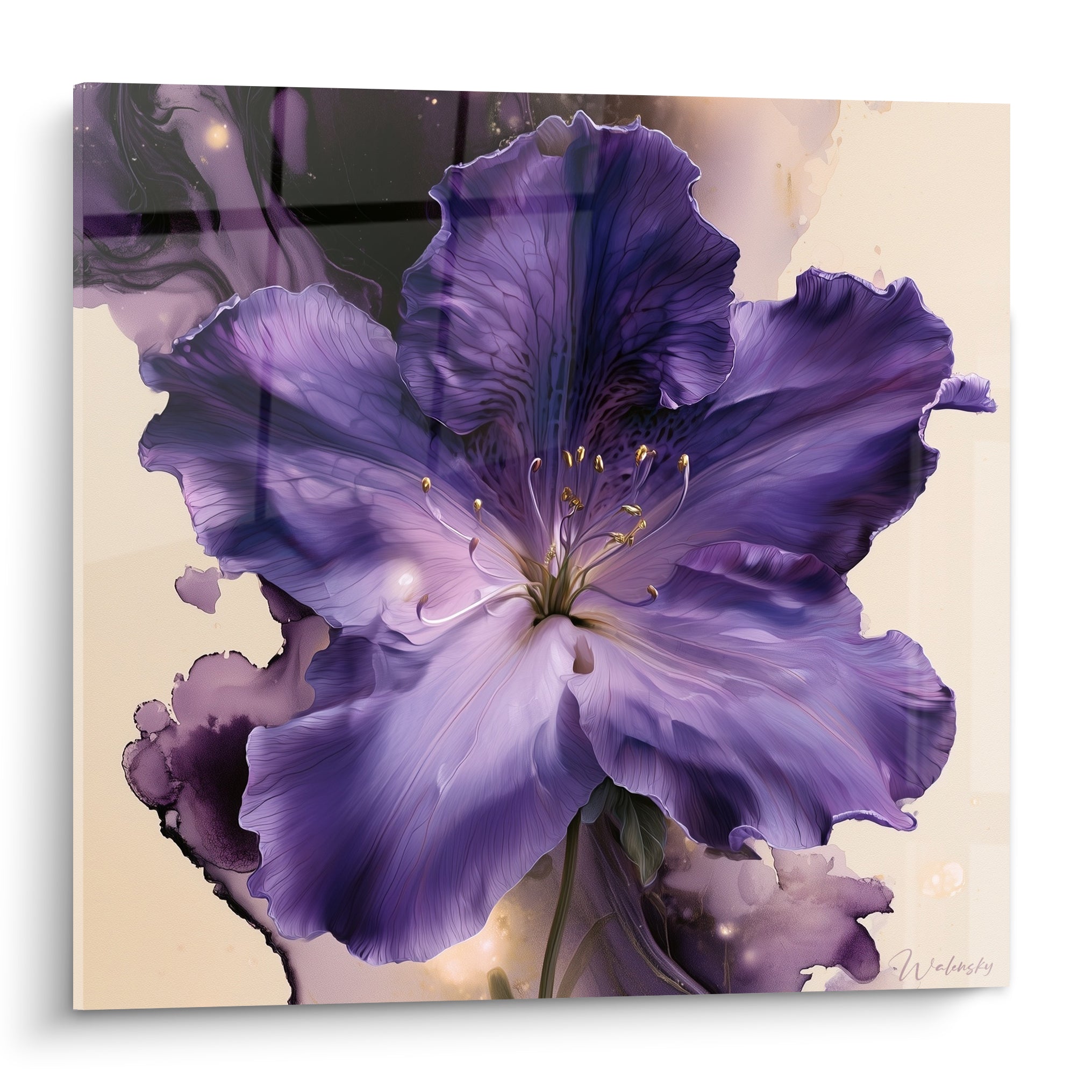 Azalée violette aux pétales veloutés et fond ivoire marbré, gros plan botanique lumineux