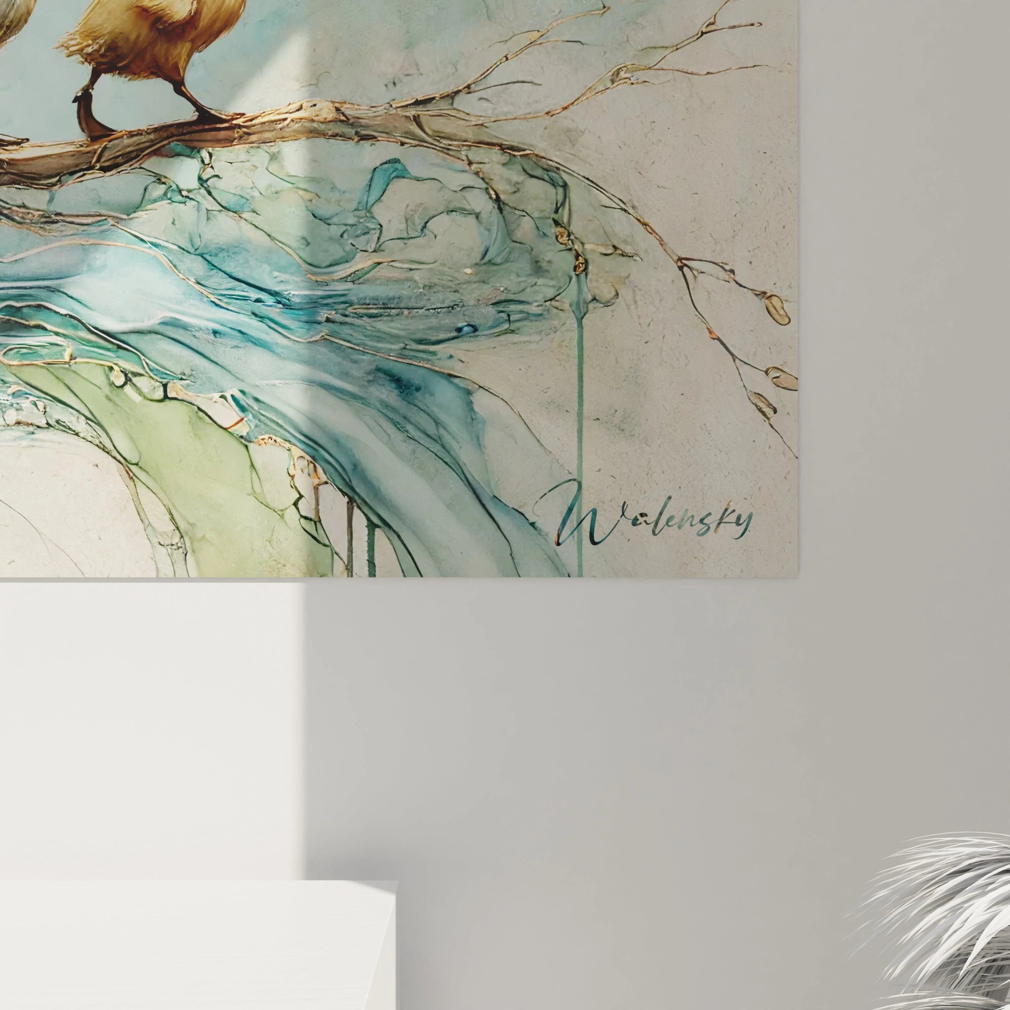 Vue de pres du tableau canard revelant la profondeur des couleurs et textures. La scene apaise avec ses touches dorees et son ambiance feerique qui evoque la fluidite de l'eau